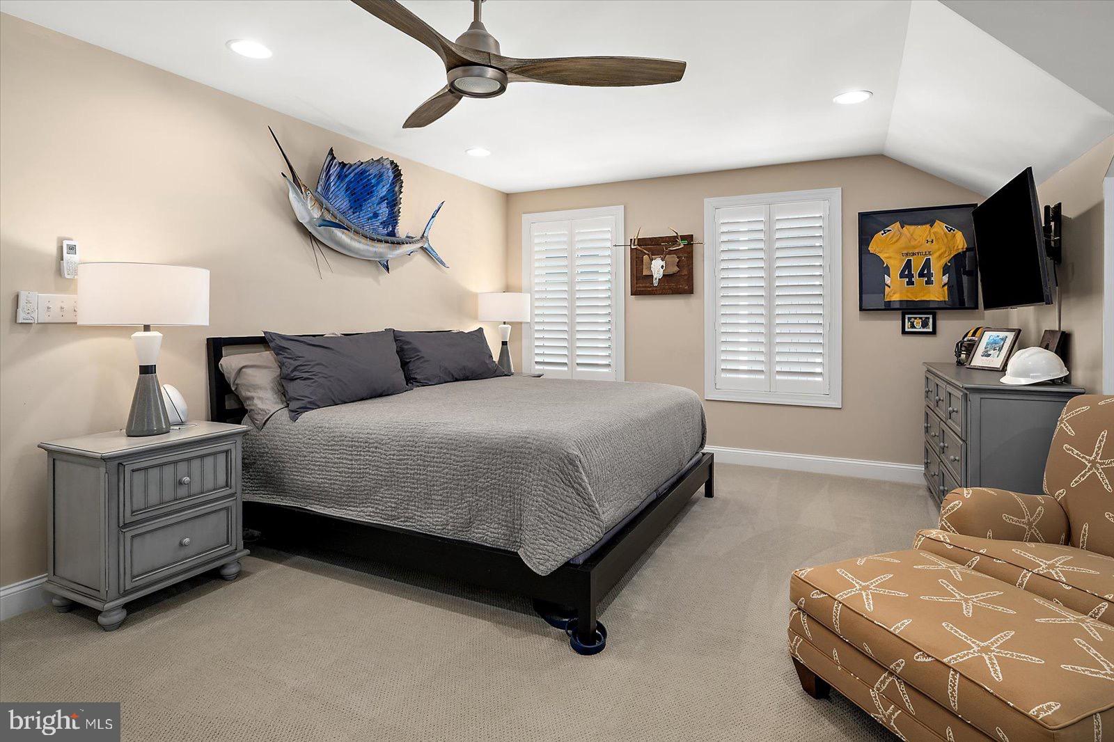 BAYSIDE - Residential
