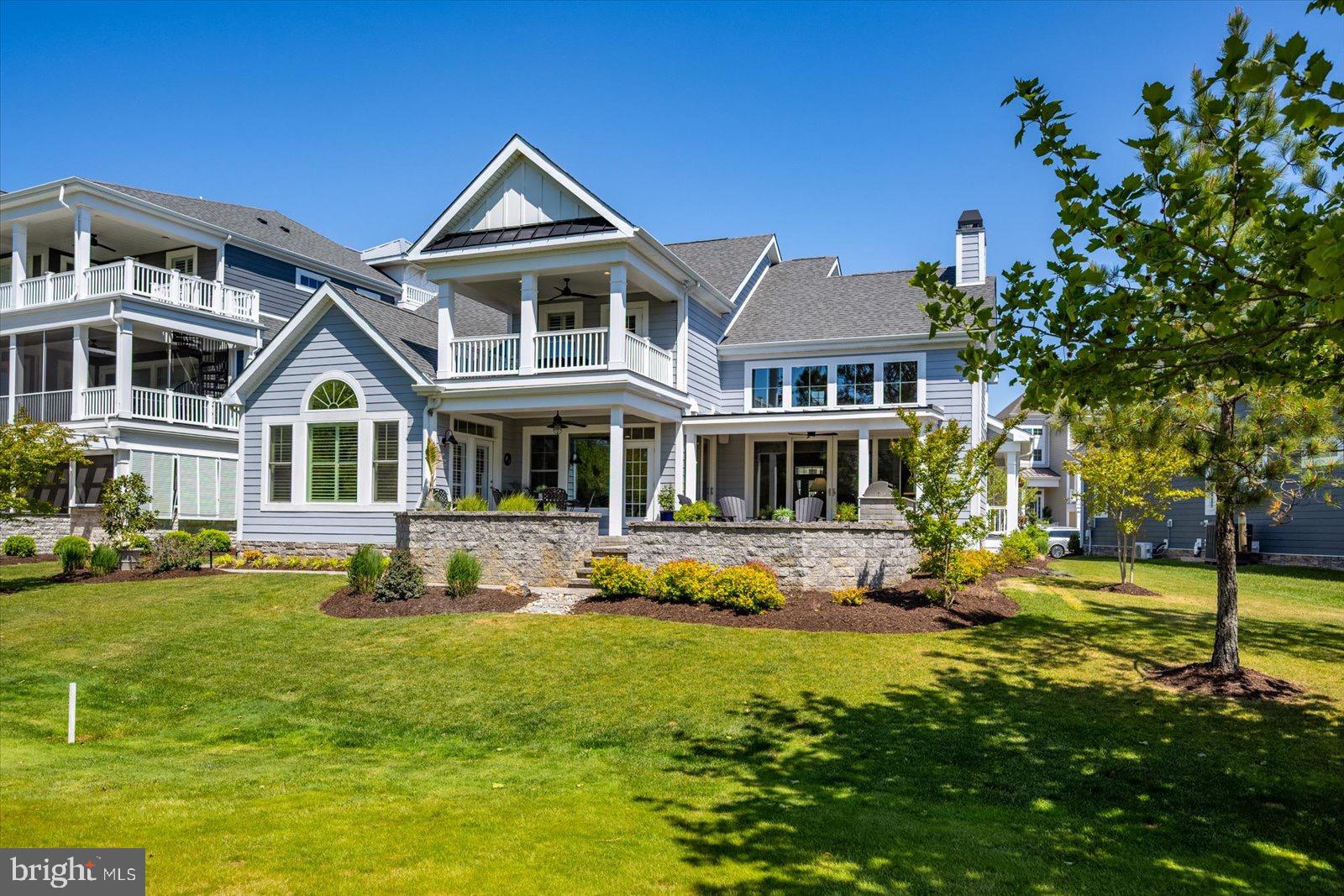 BAYSIDE - Residential
