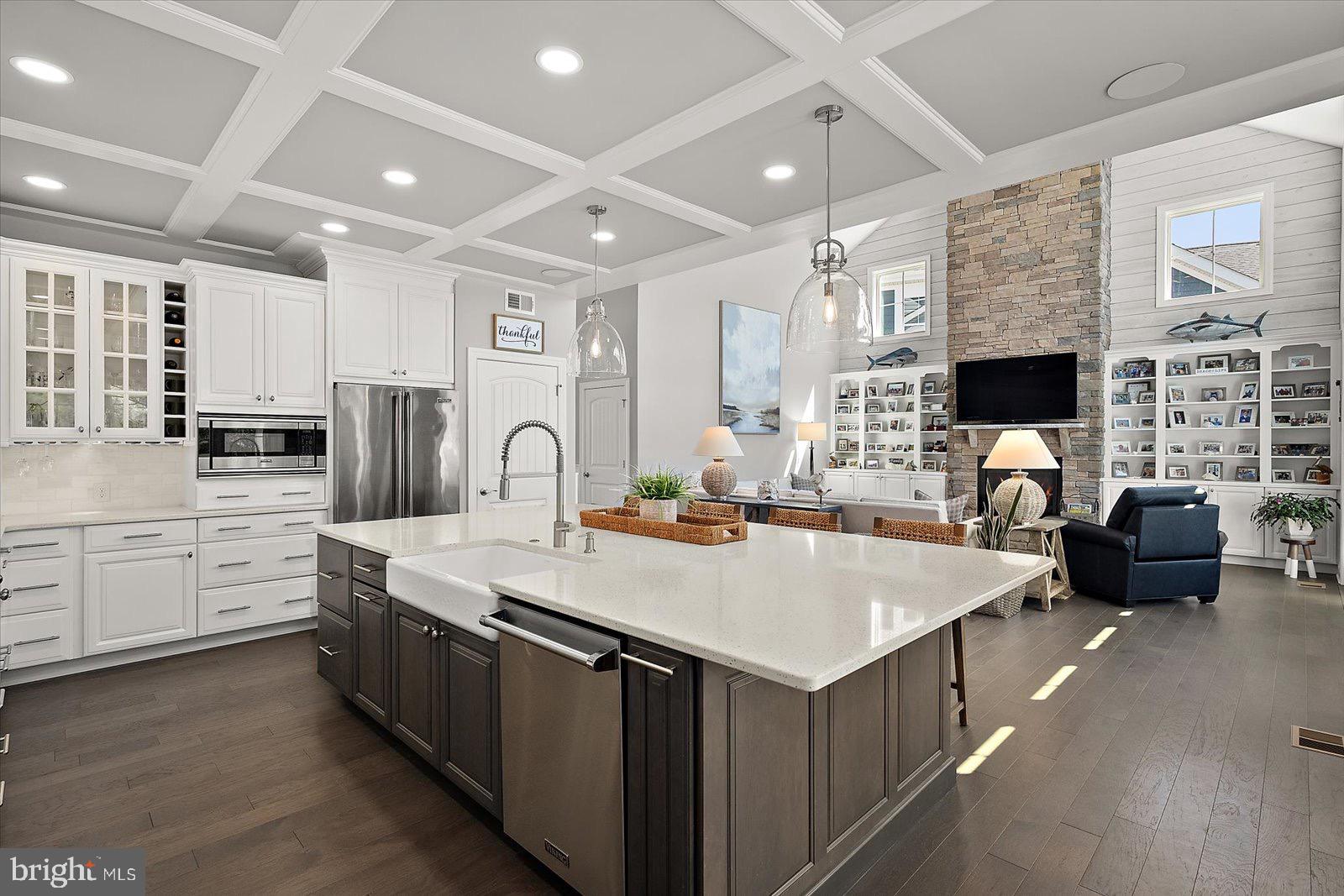 BAYSIDE - Residential