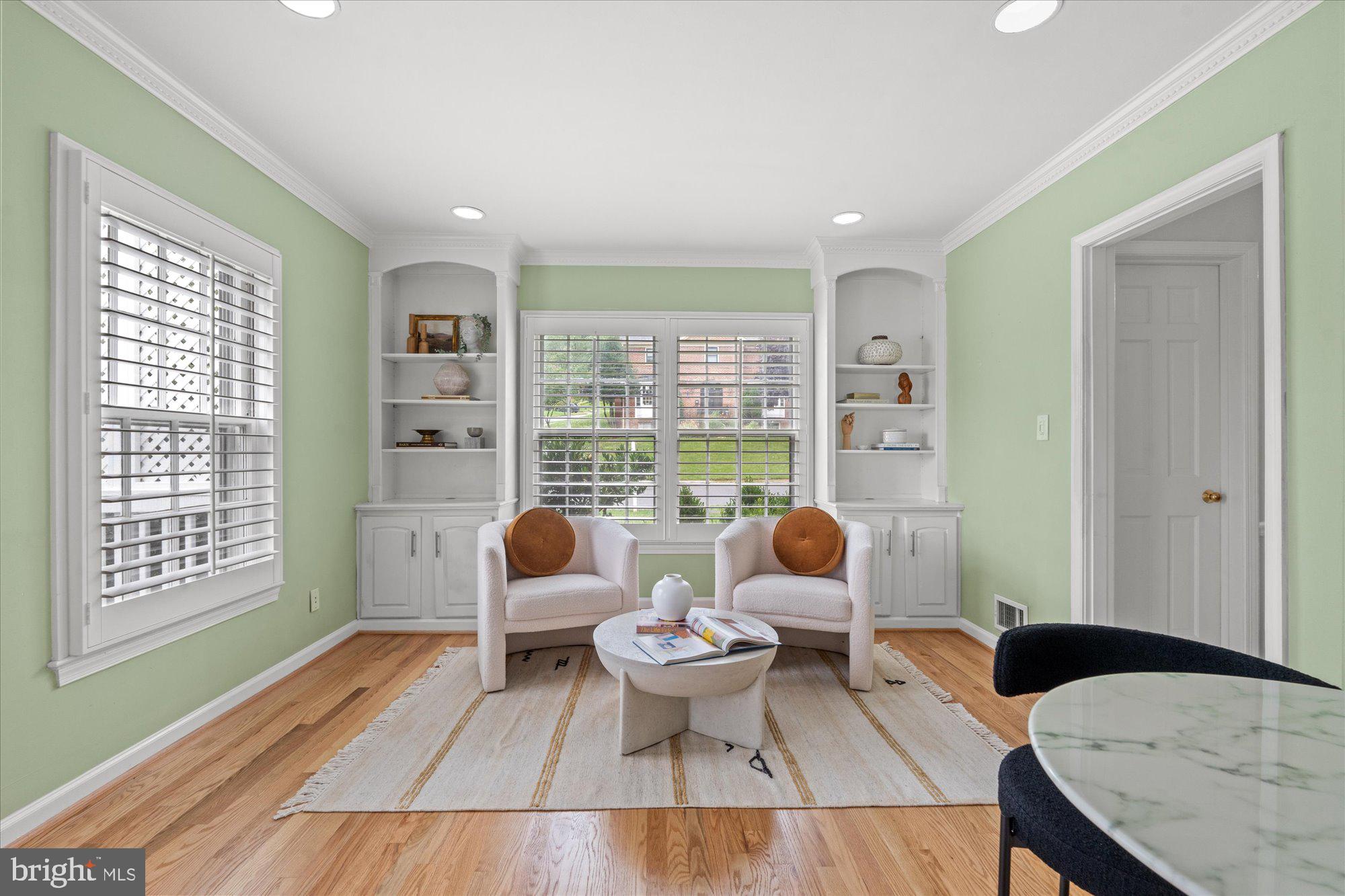 COLLEGE PARK - Residential