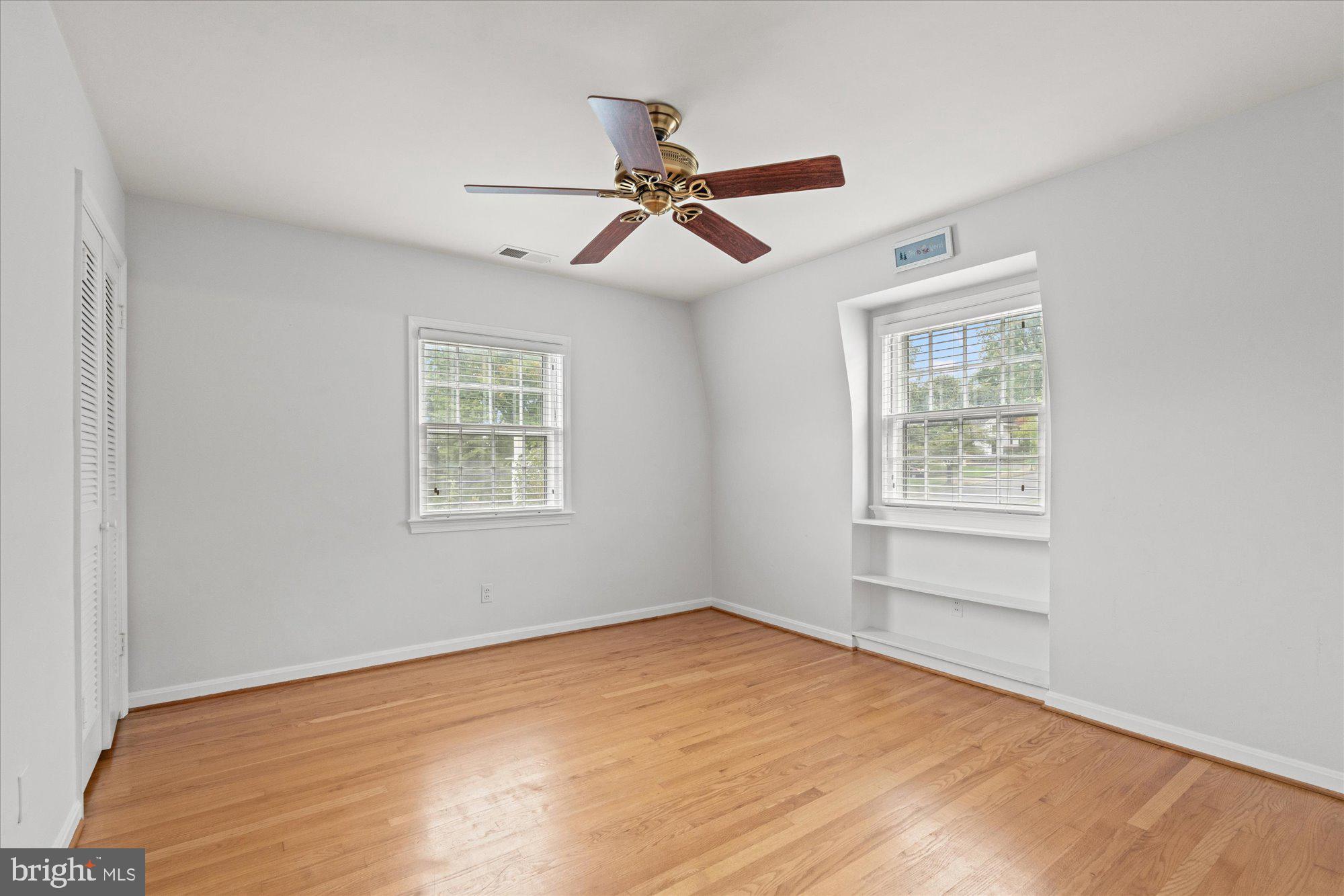 COLLEGE PARK - Residential