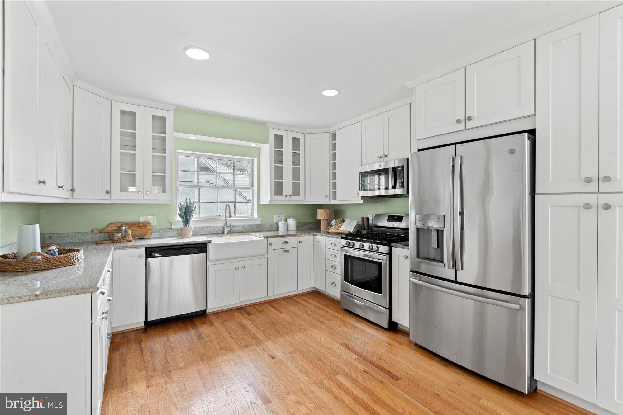 COLLEGE PARK - Residential