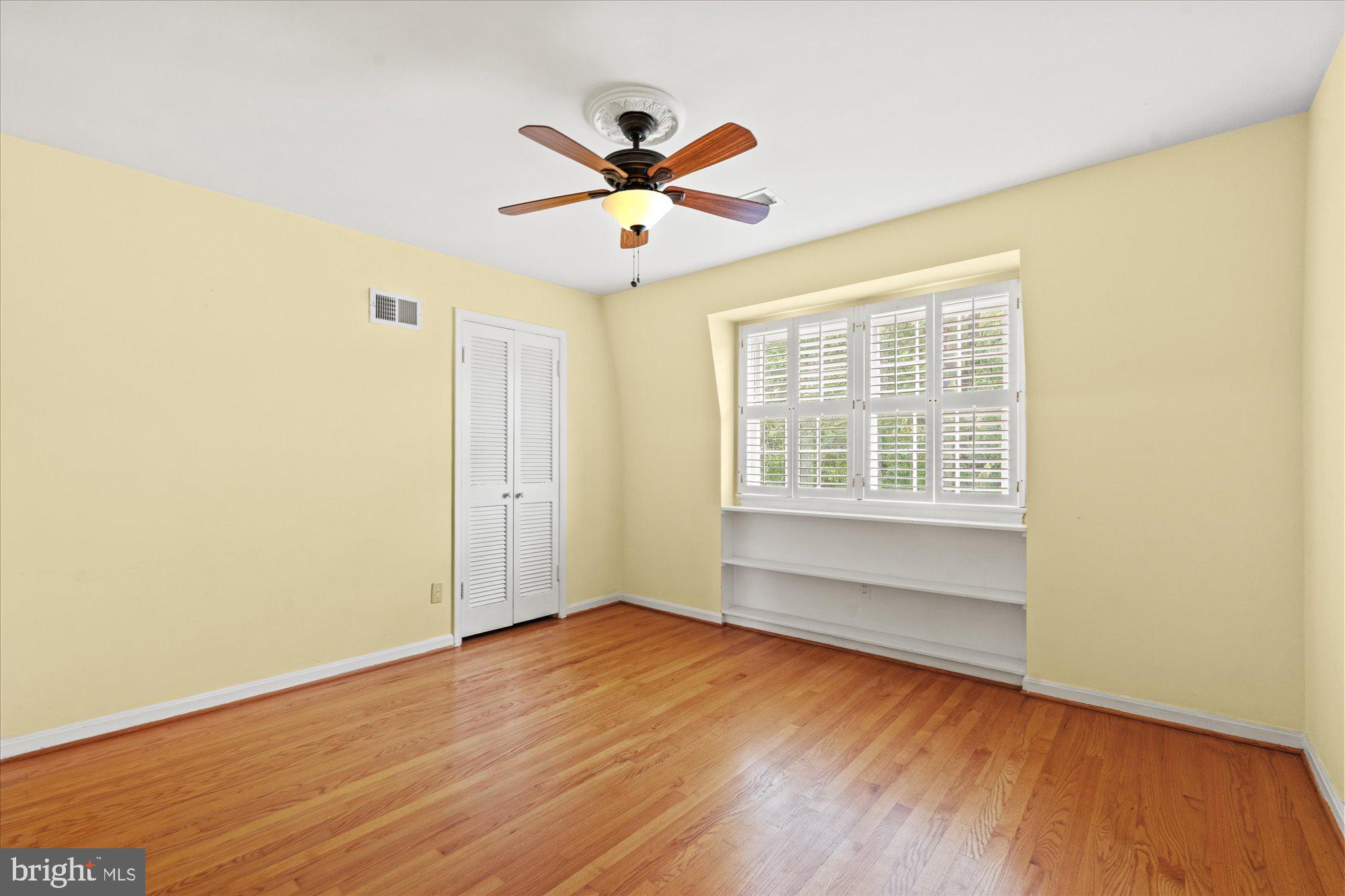 COLLEGE PARK - Residential