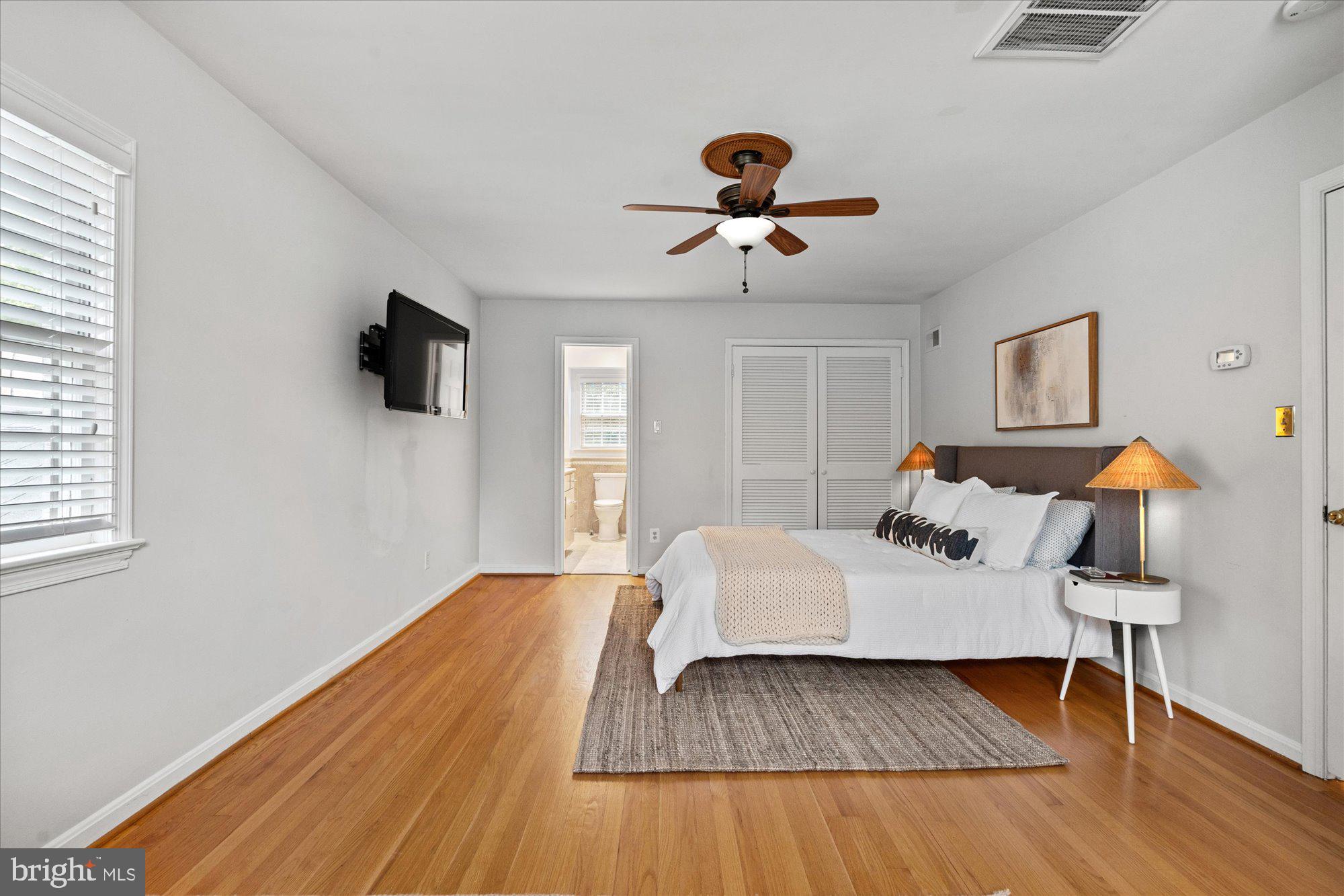 COLLEGE PARK - Residential