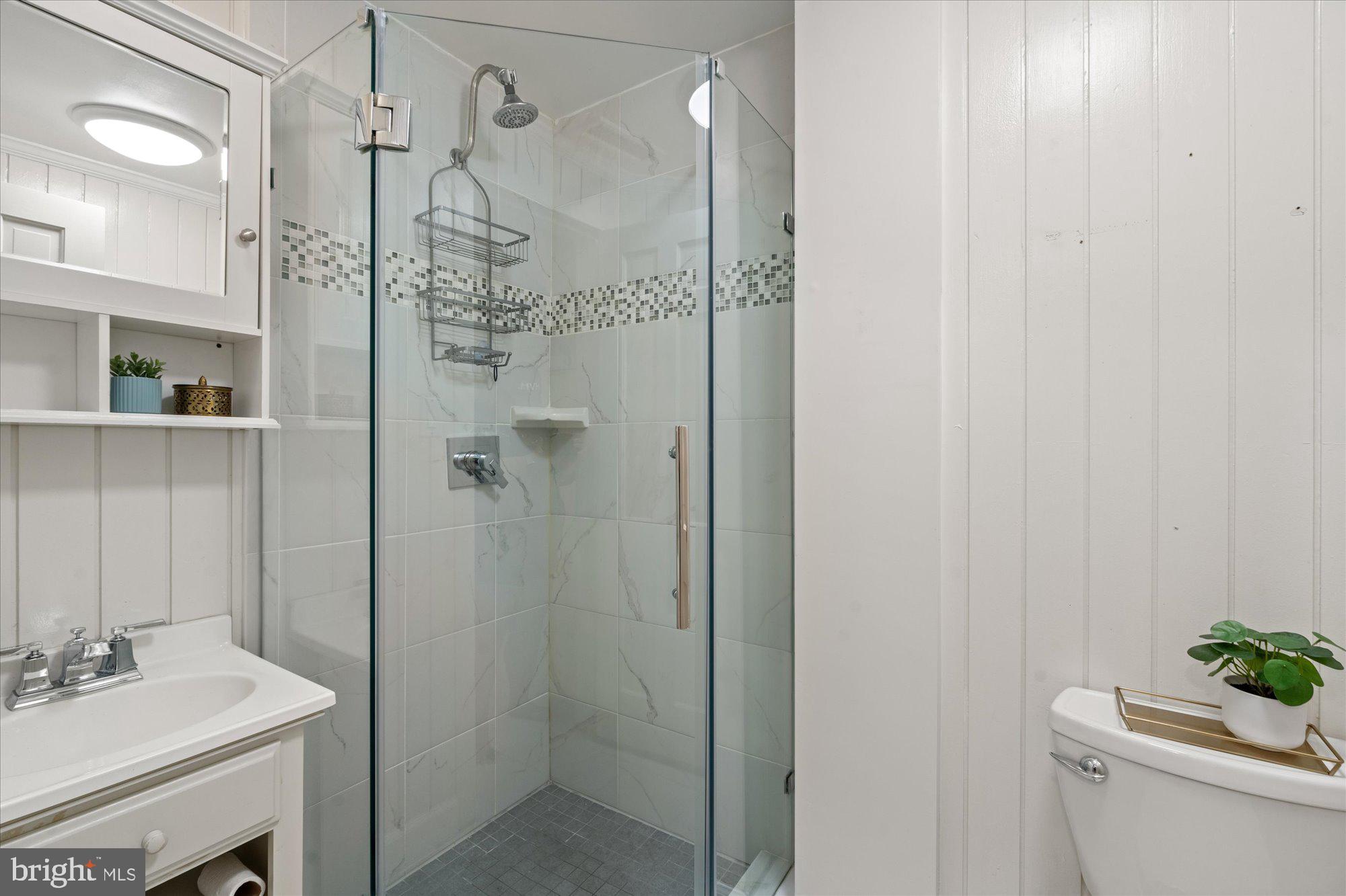 COLLEGE PARK - Residential