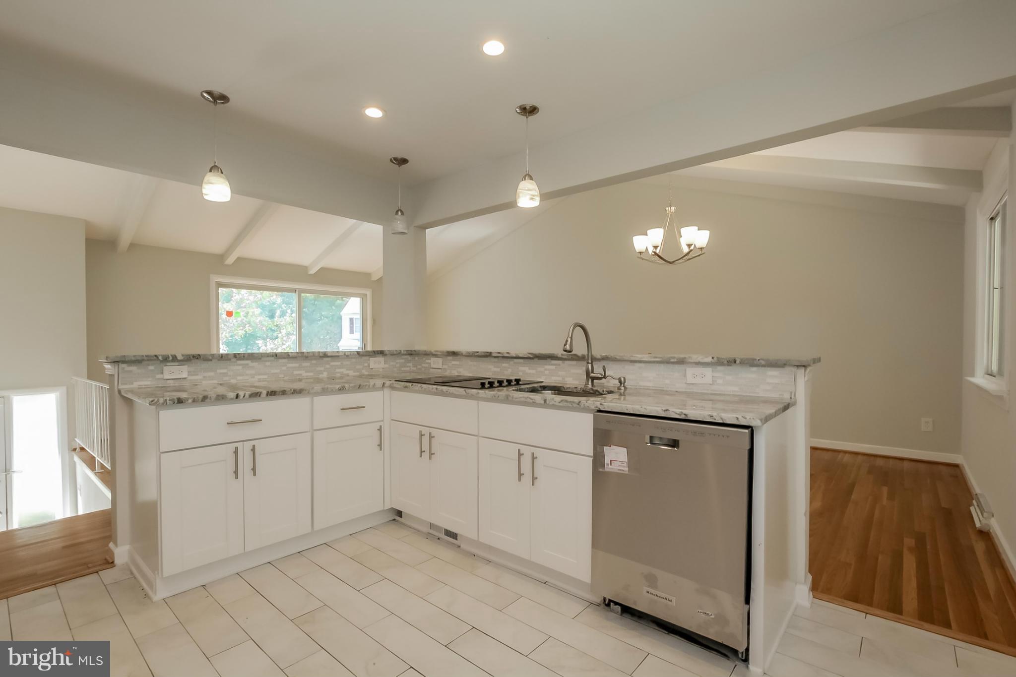 TANTALLON HILLS - Residential