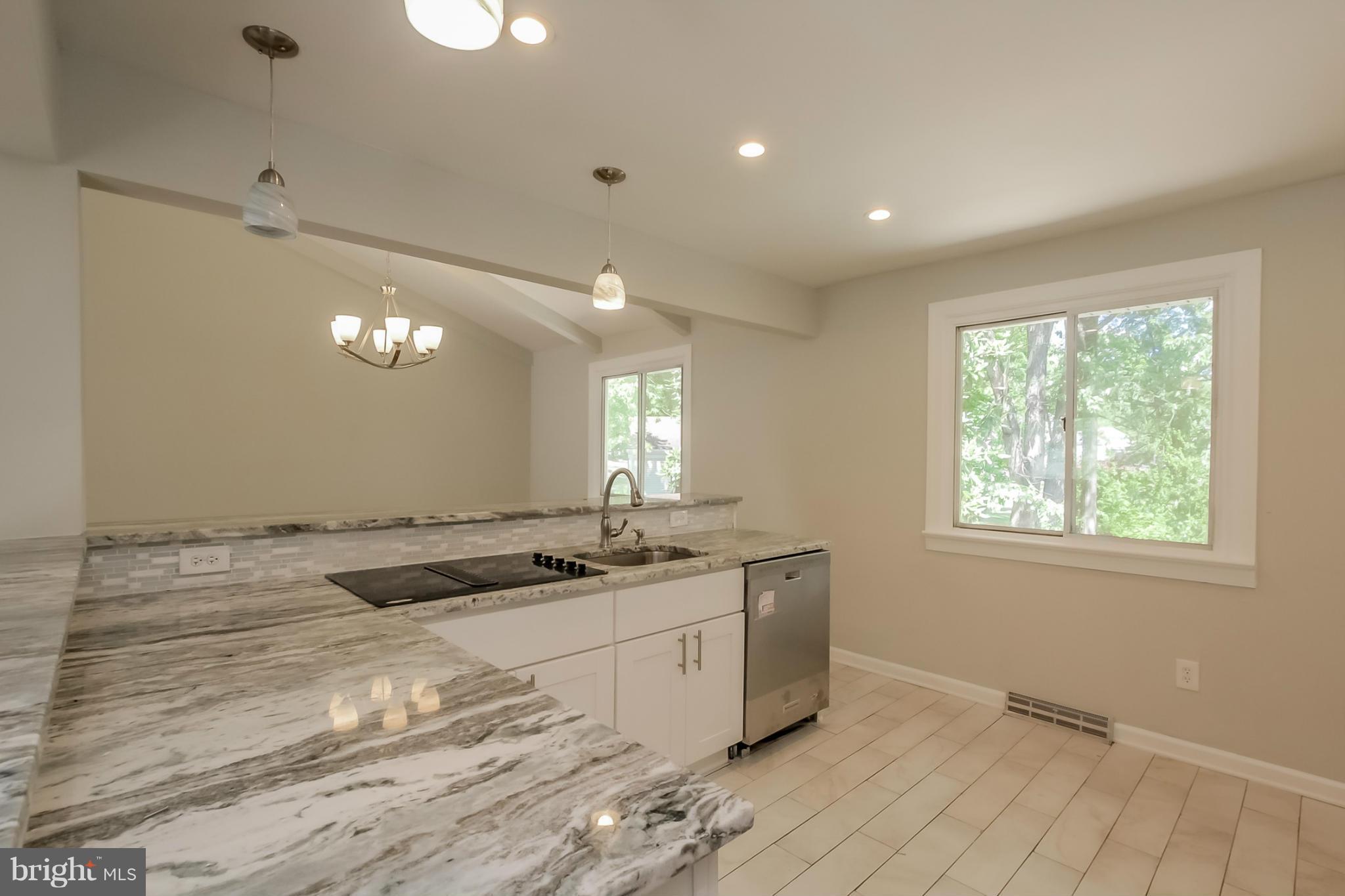 TANTALLON HILLS - Residential