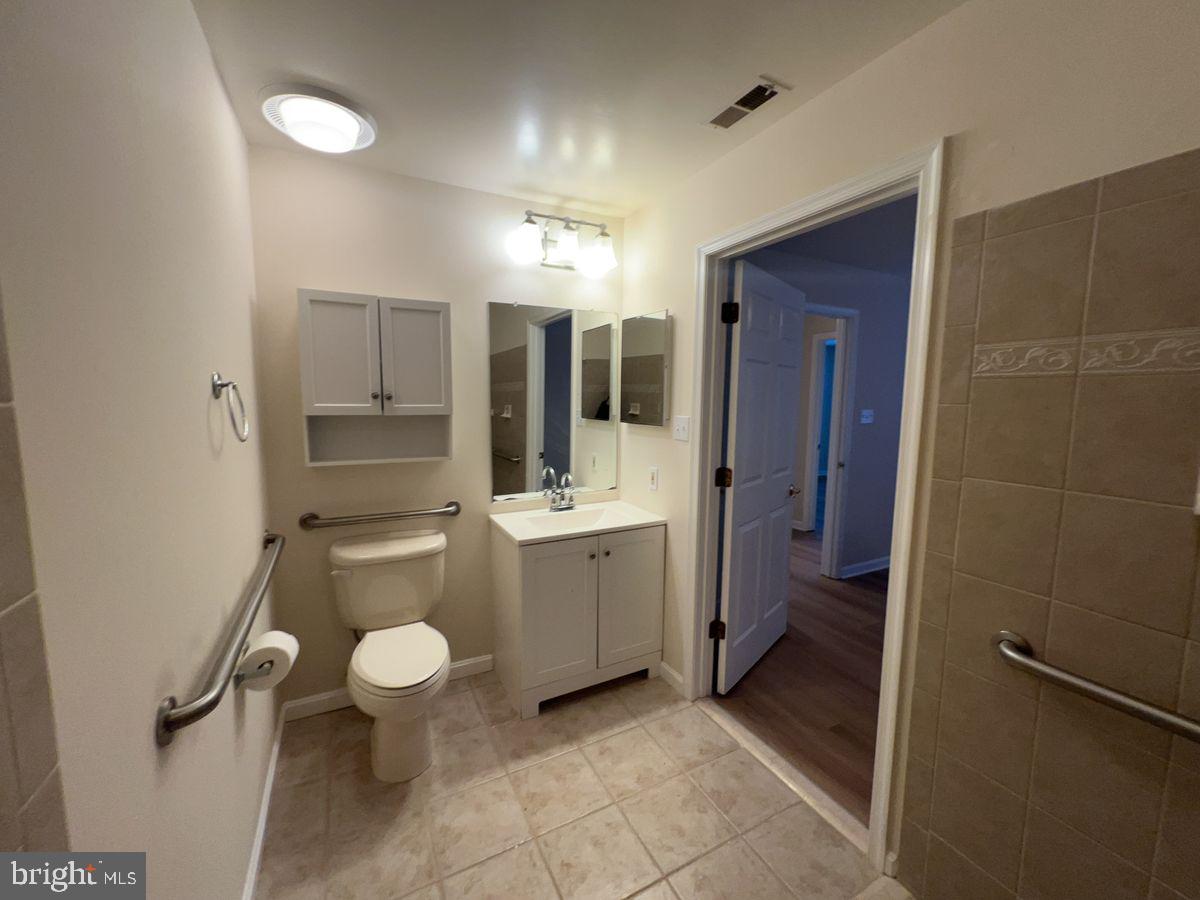 WHITTIER - Residential Lease