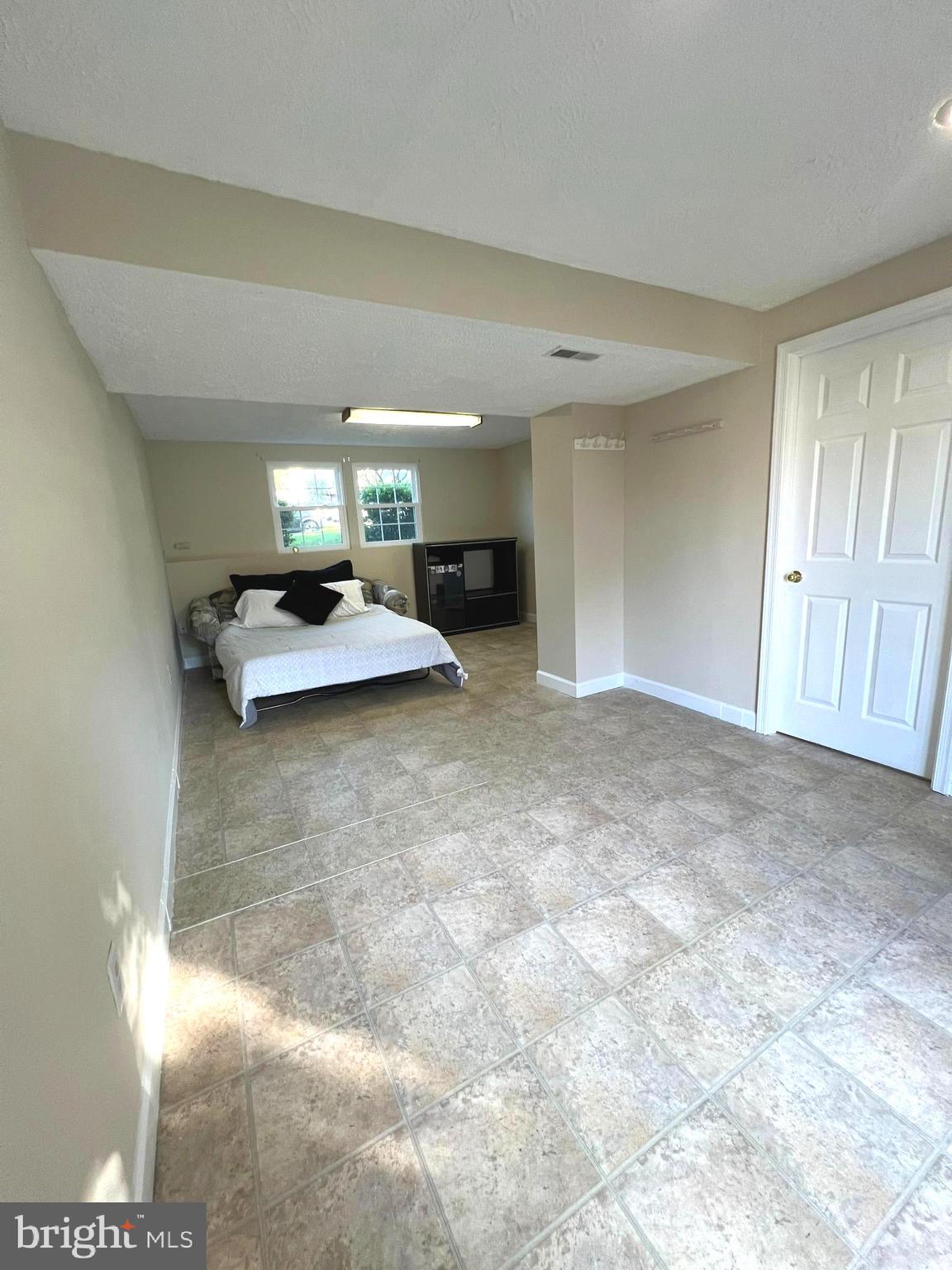 MT AIRY VILLAGE - Residential