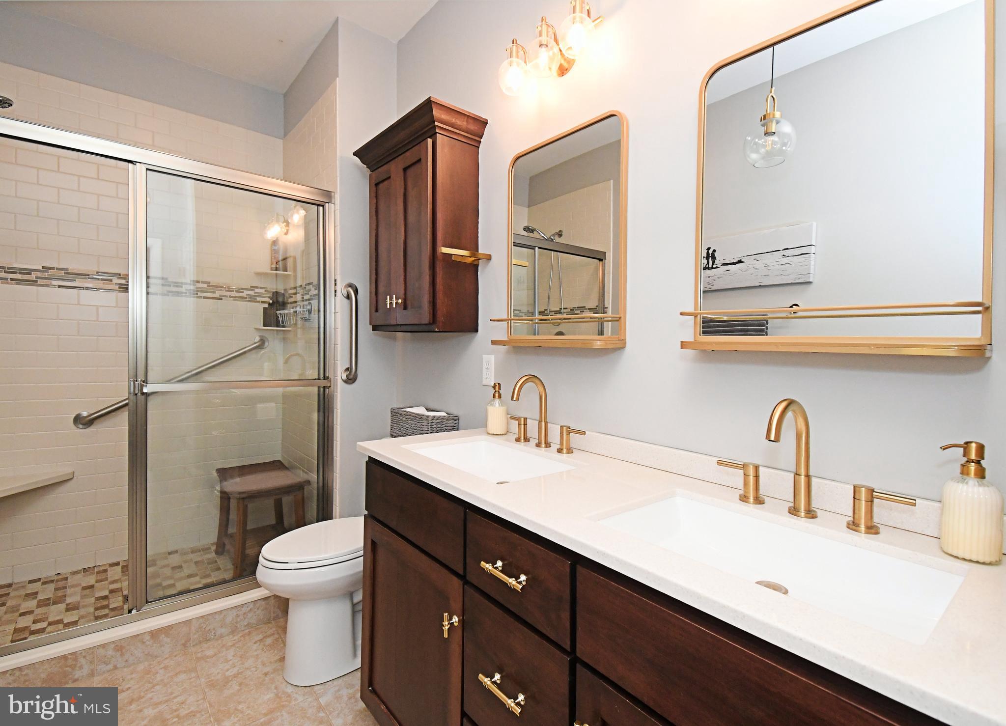 THE WOODS AT ROCK RAYMOND - Residential