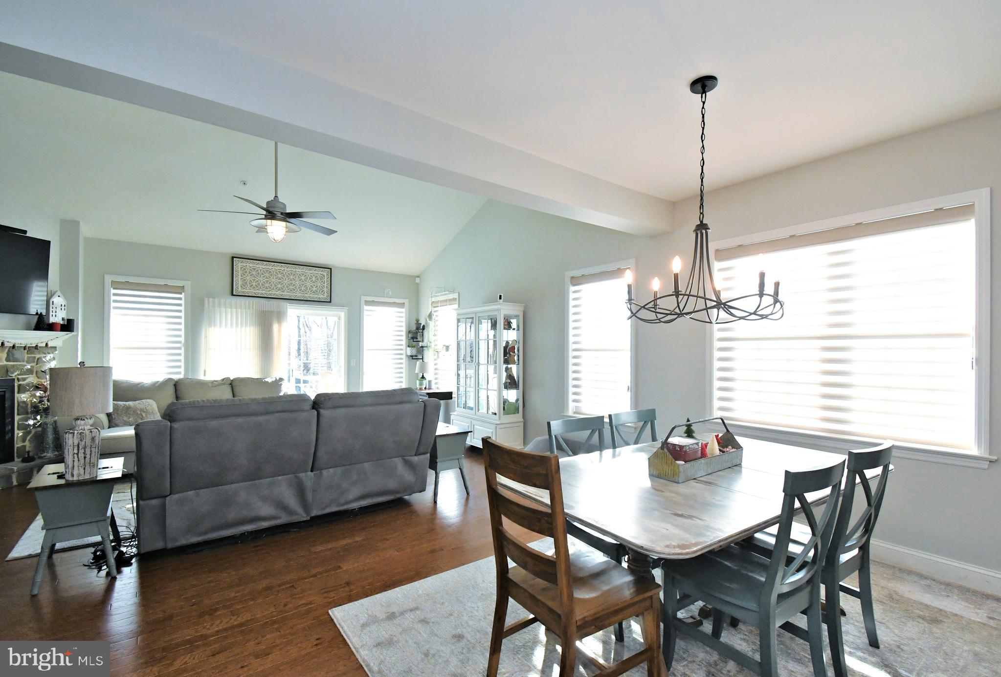 THE WOODS AT ROCK RAYMOND - Residential