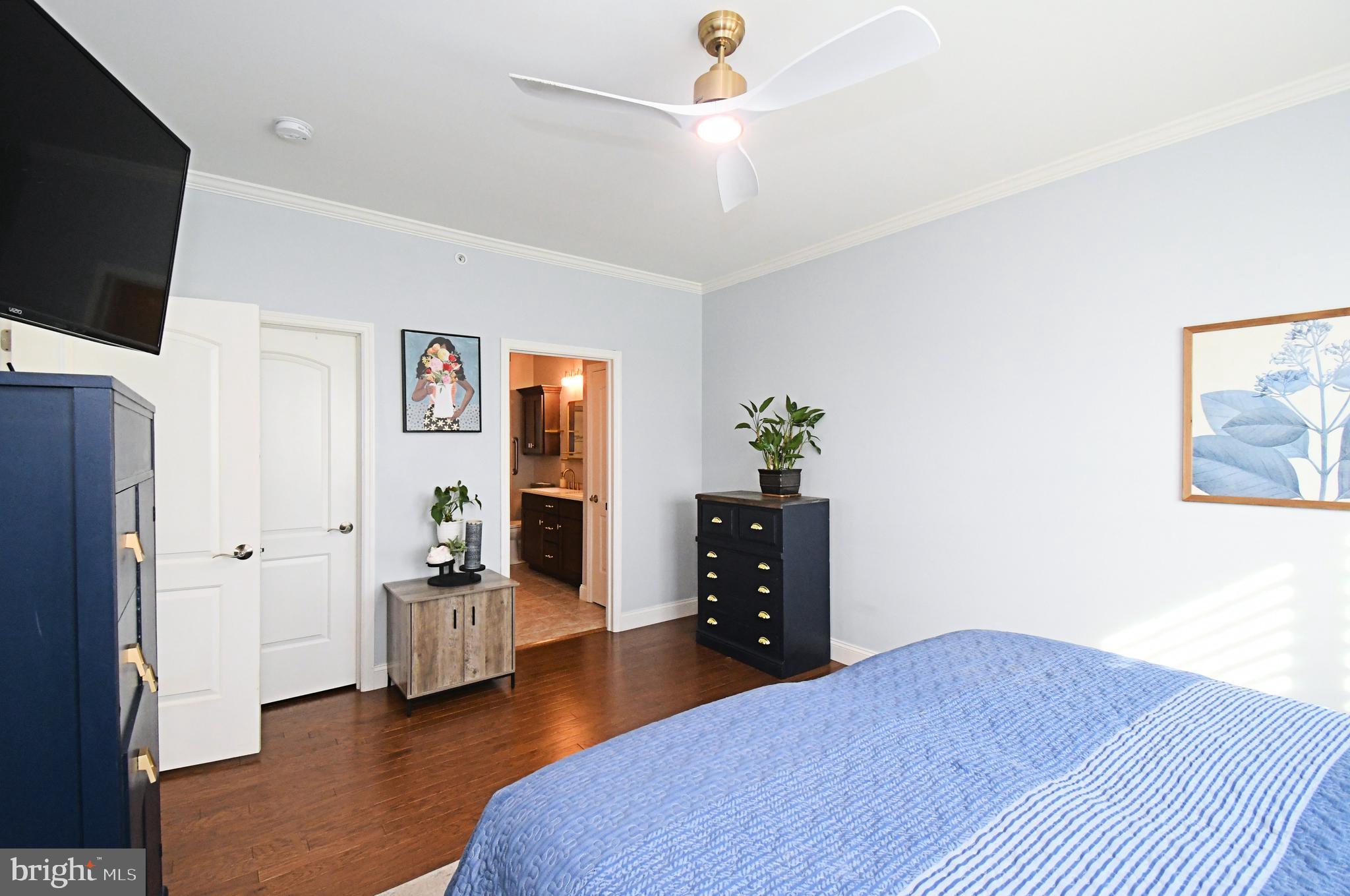 THE WOODS AT ROCK RAYMOND - Residential