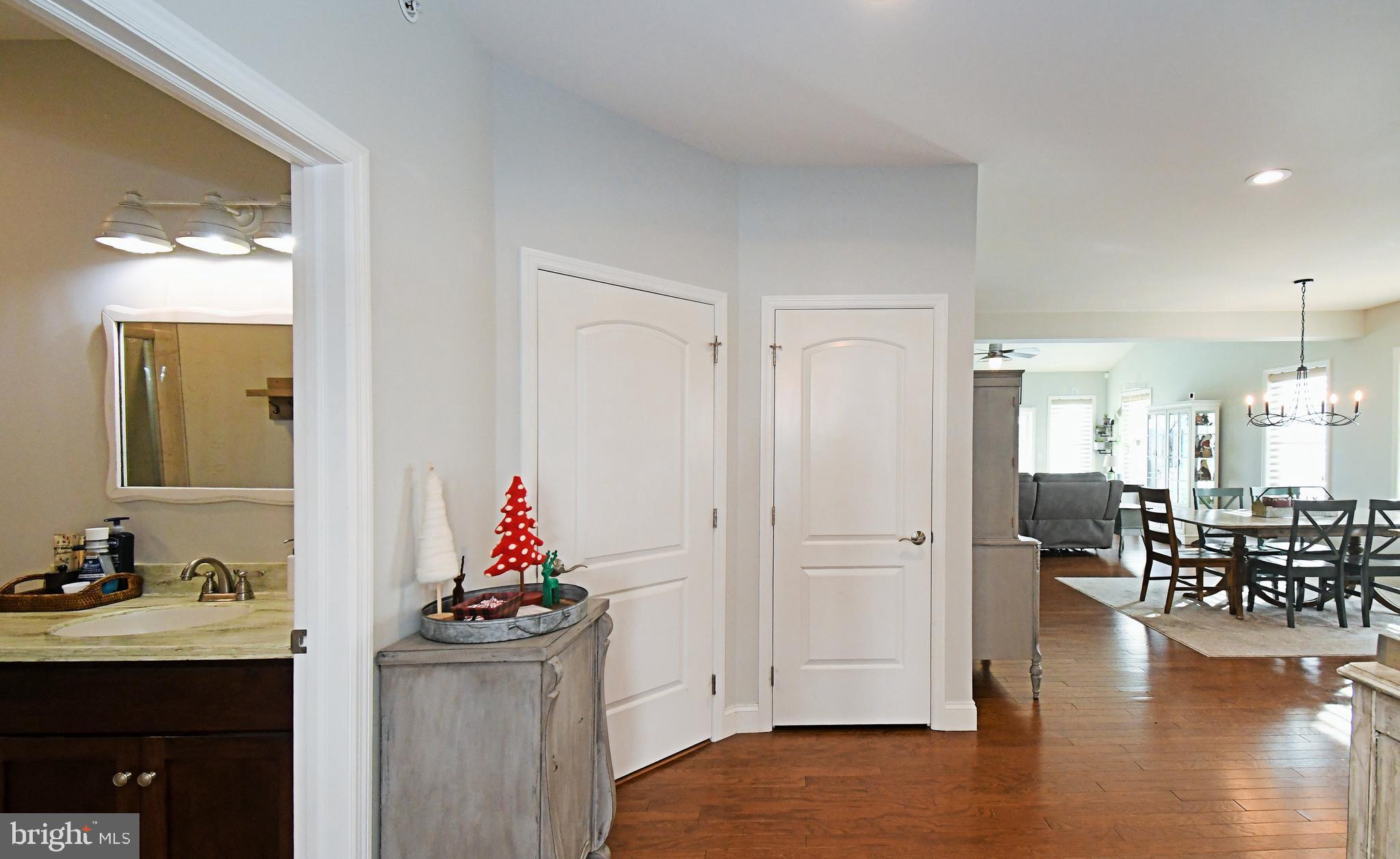 THE WOODS AT ROCK RAYMOND - Residential