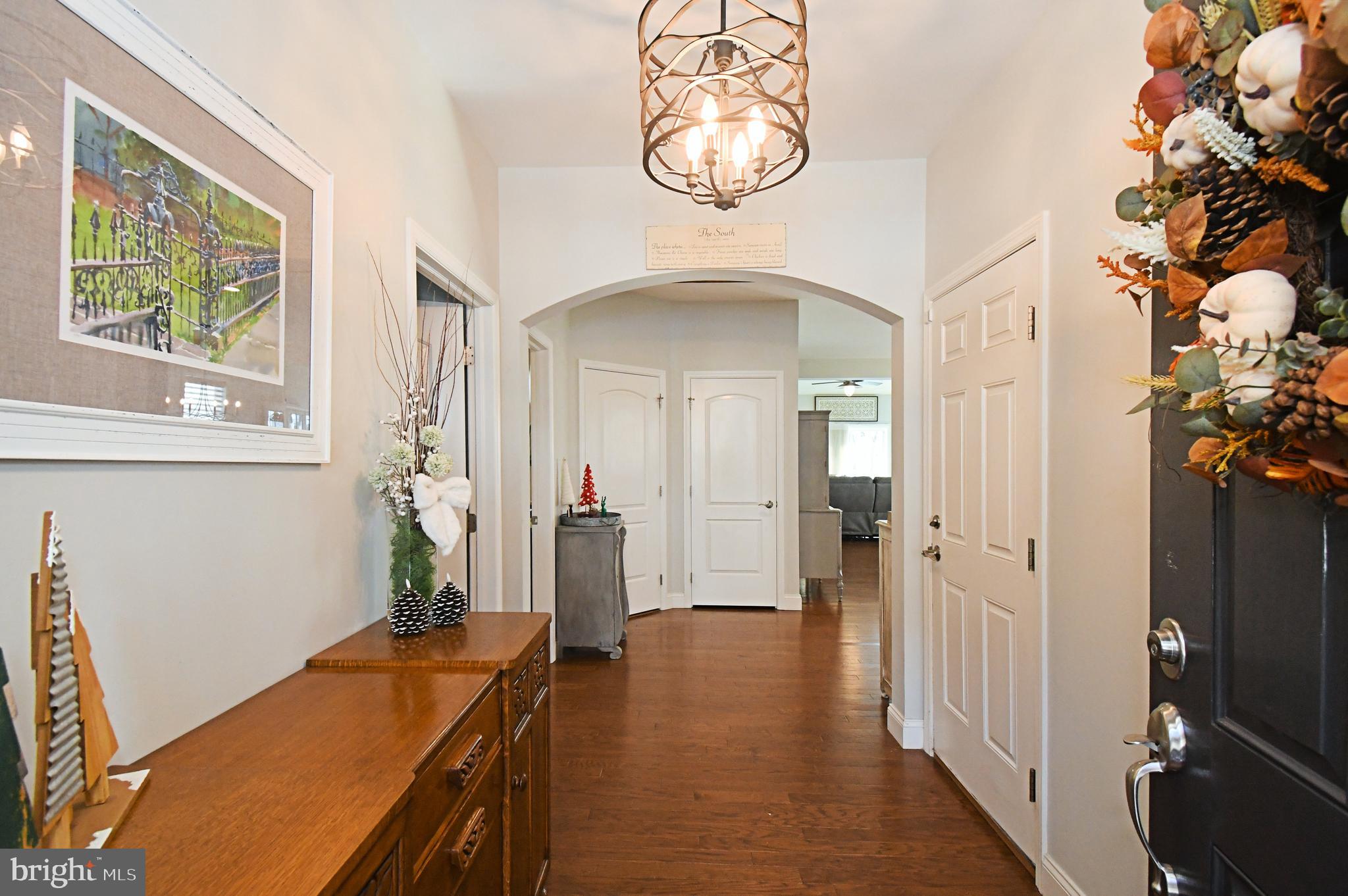 THE WOODS AT ROCK RAYMOND - Residential