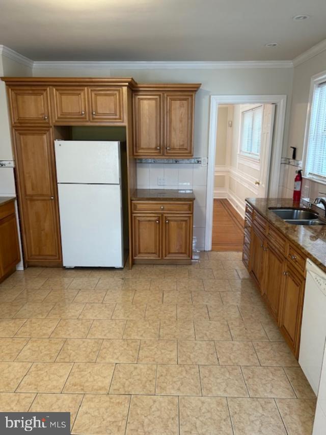 ARONIMINK - Residential Lease