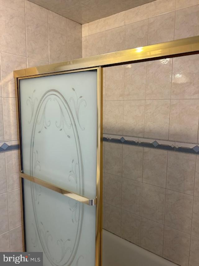 ARONIMINK - Residential Lease