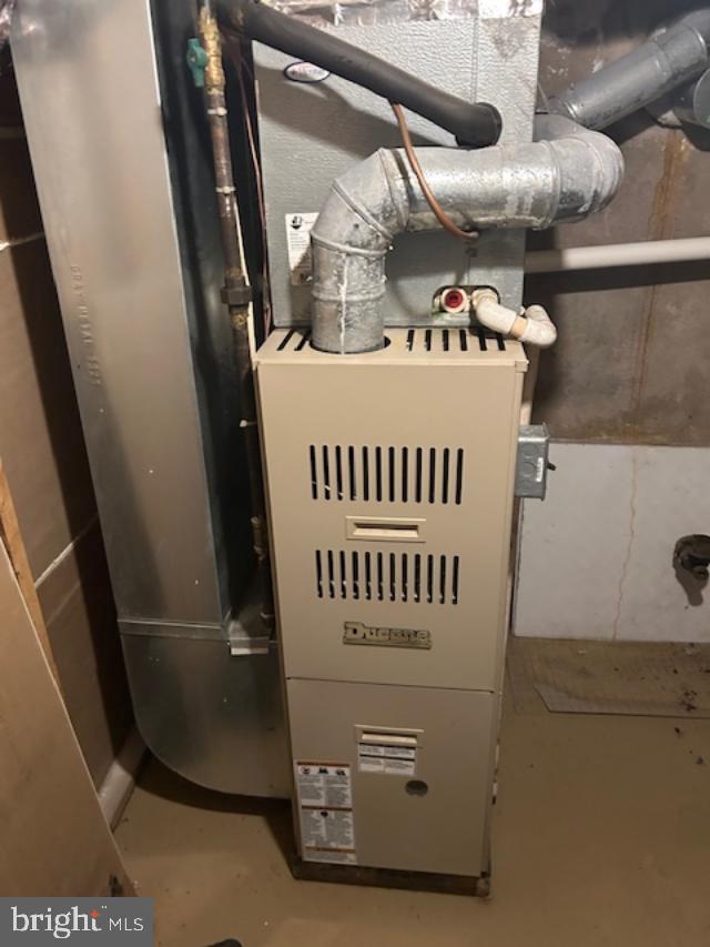 ARONIMINK - Residential Lease