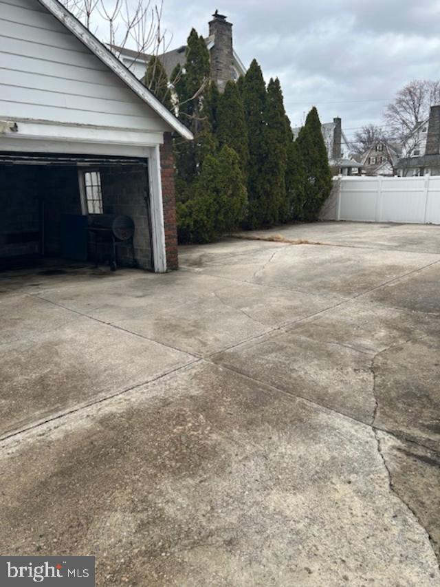 ARONIMINK - Residential Lease