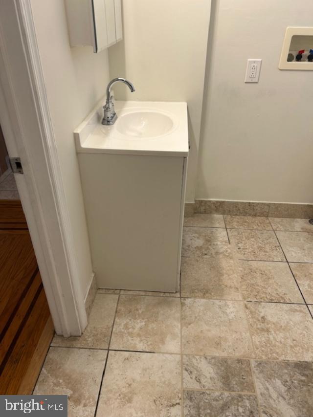 ARONIMINK - Residential Lease