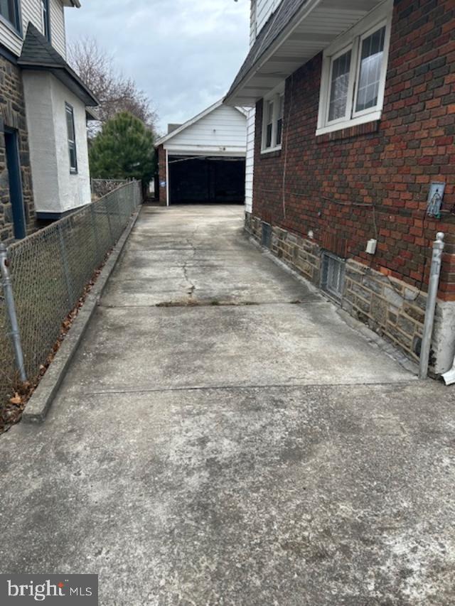 ARONIMINK - Residential Lease