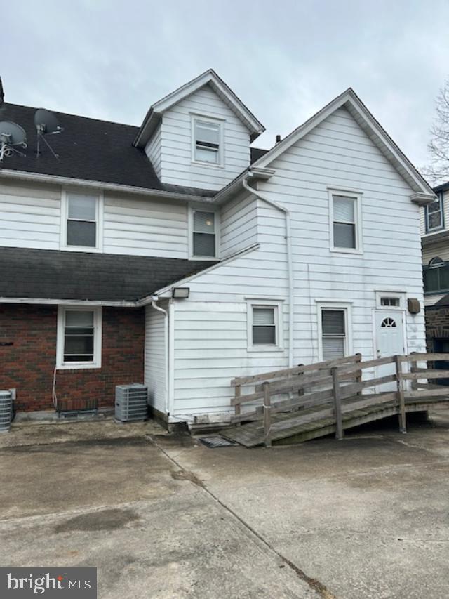 ARONIMINK - Residential Lease