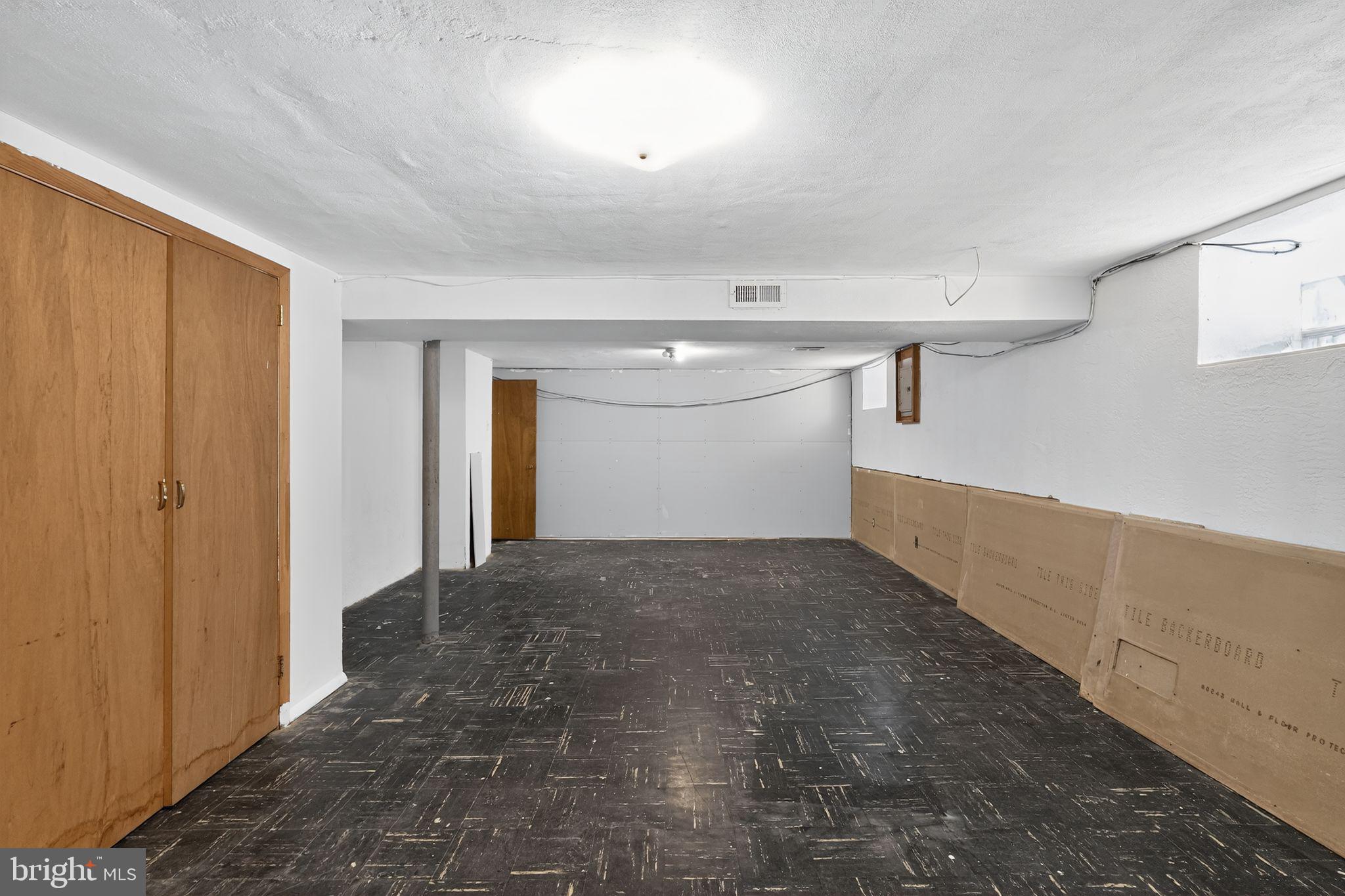 BUSTLETON - Residential