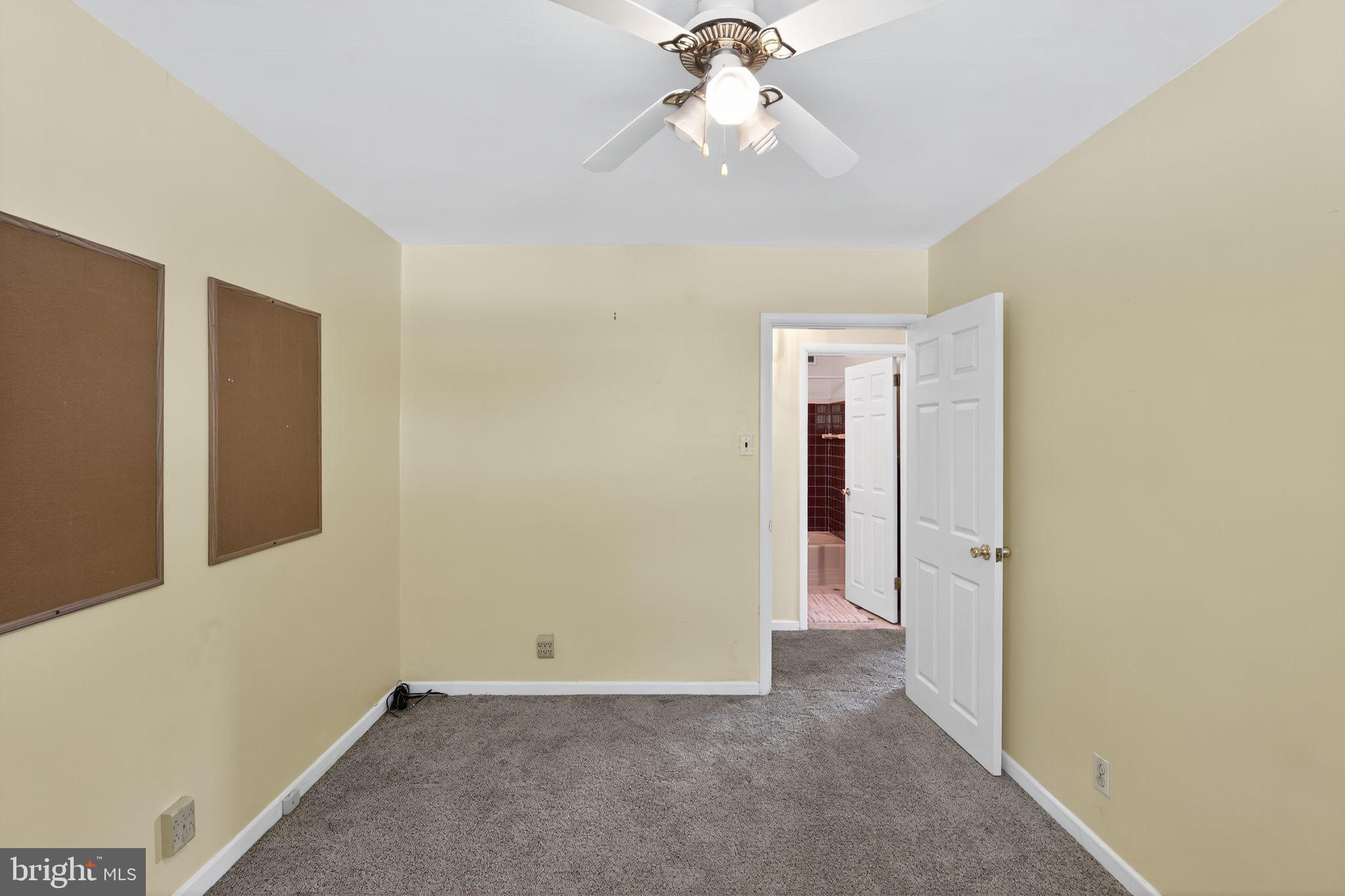 BUSTLETON - Residential