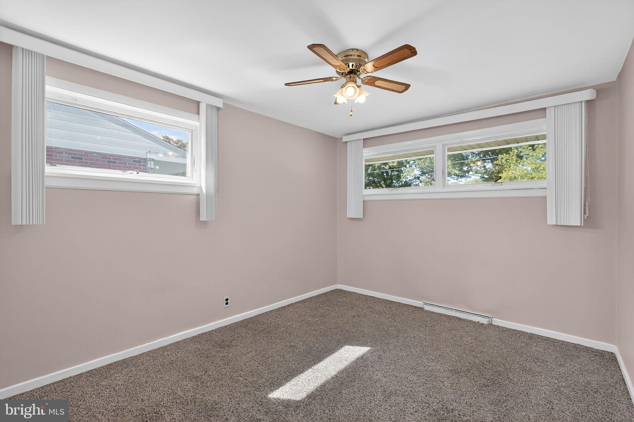 BUSTLETON - Residential