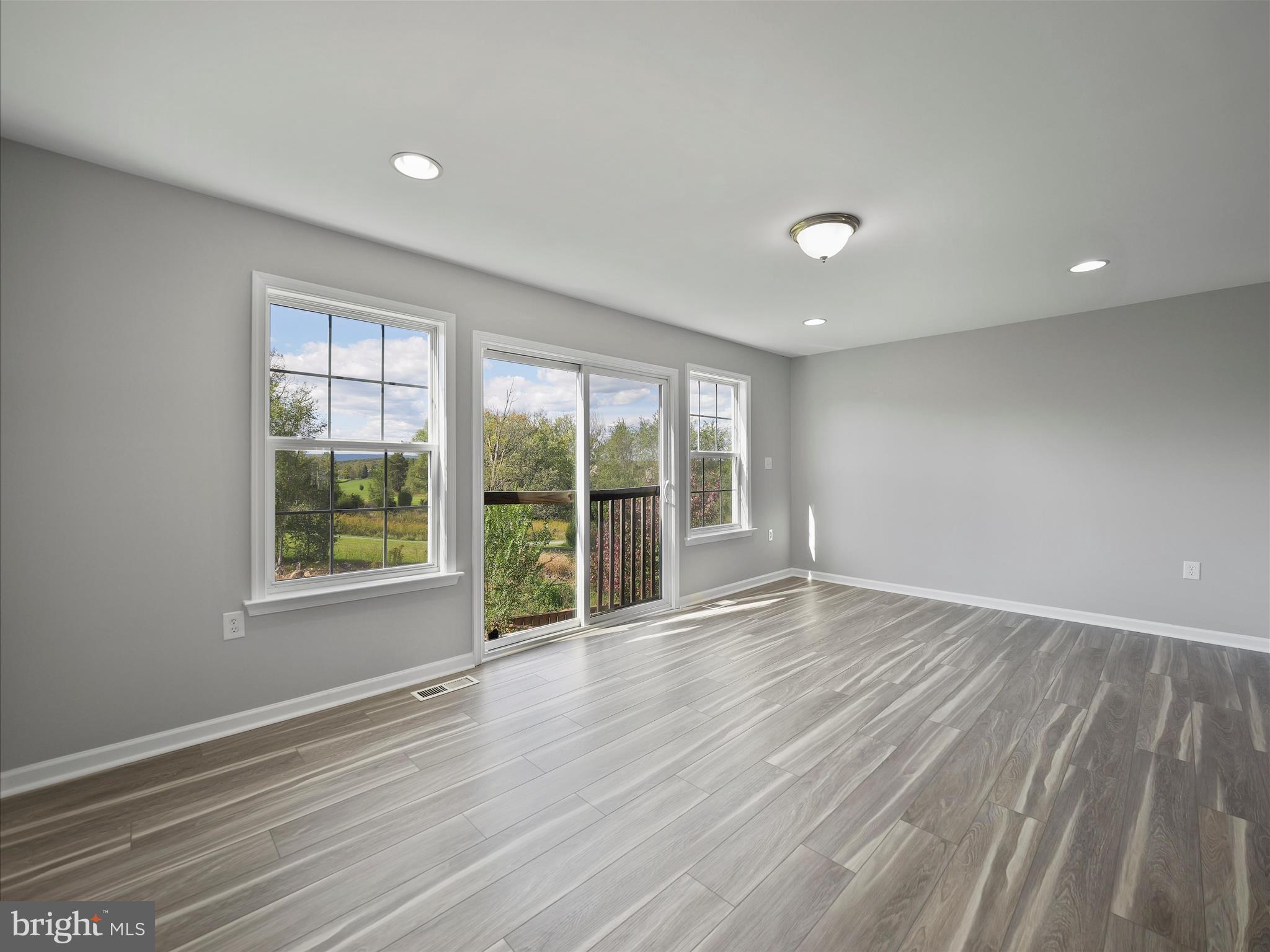 FAIRWAYS EAST - Residential