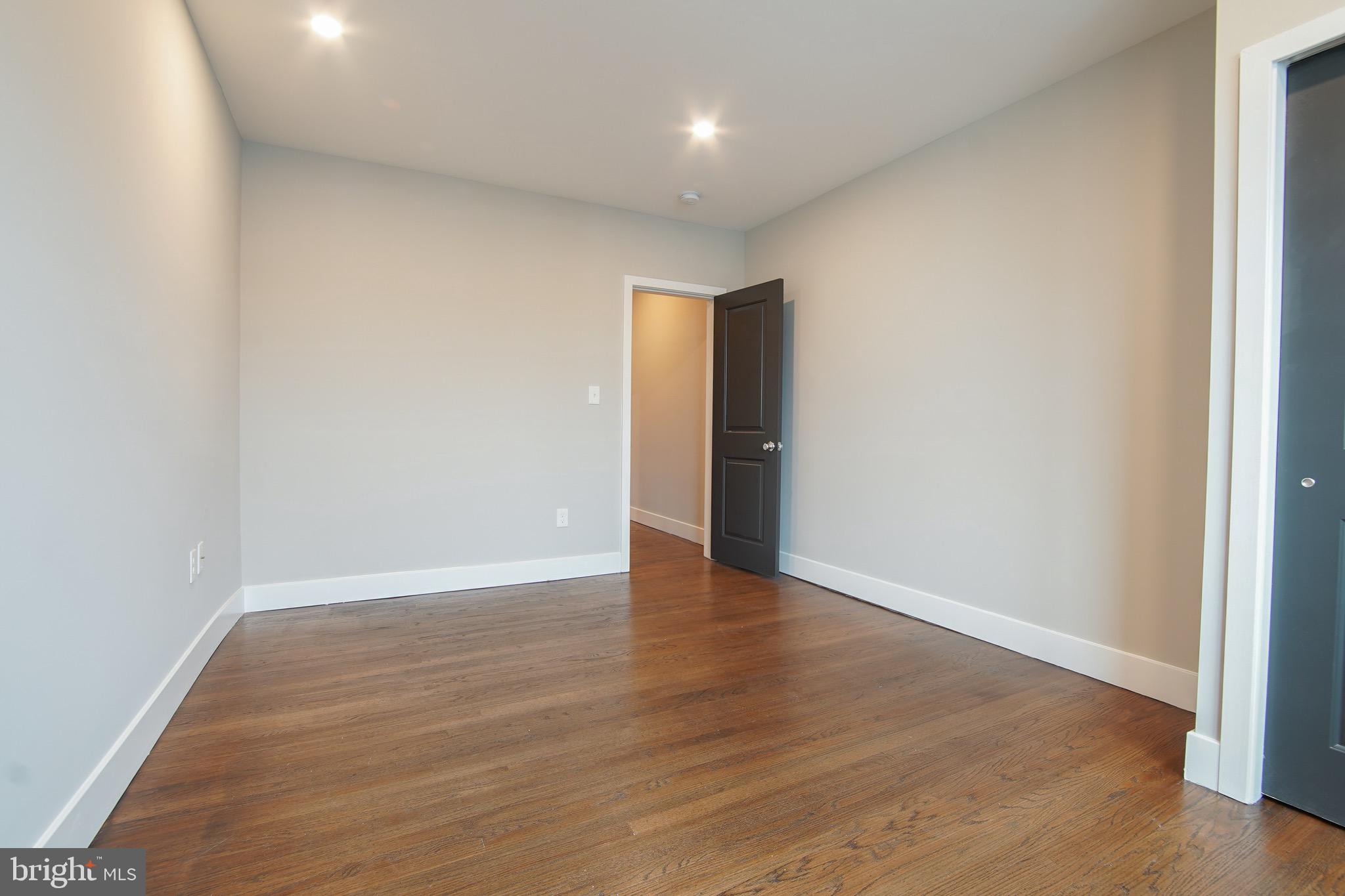 PHILADELPHIA (SOUTH) - Residential