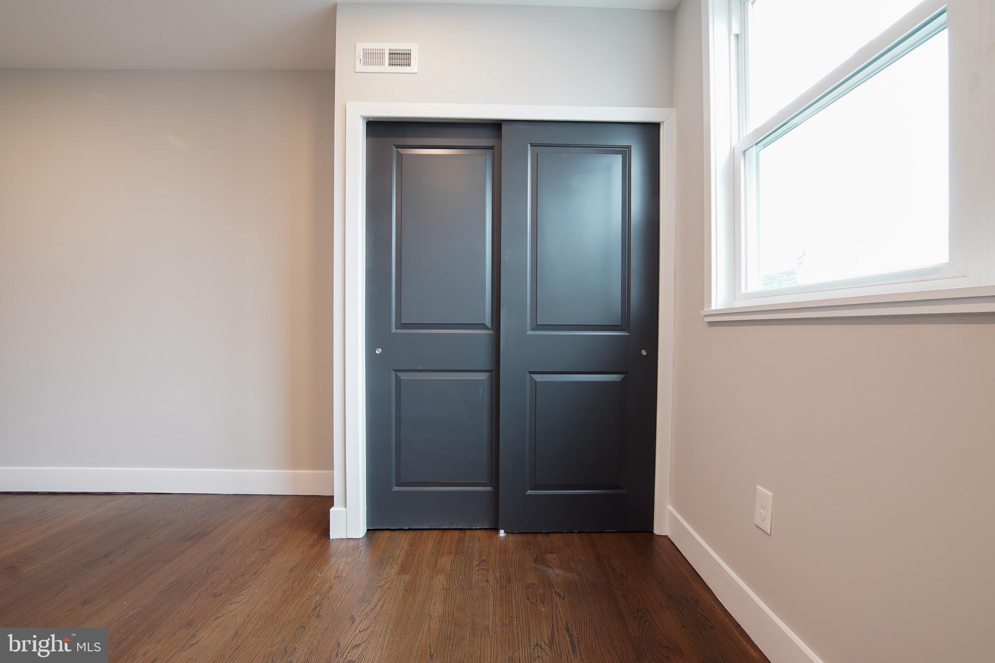 PHILADELPHIA (SOUTH) - Residential