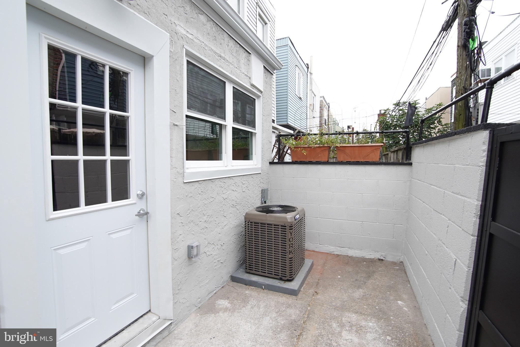 PHILADELPHIA (SOUTH) - Residential