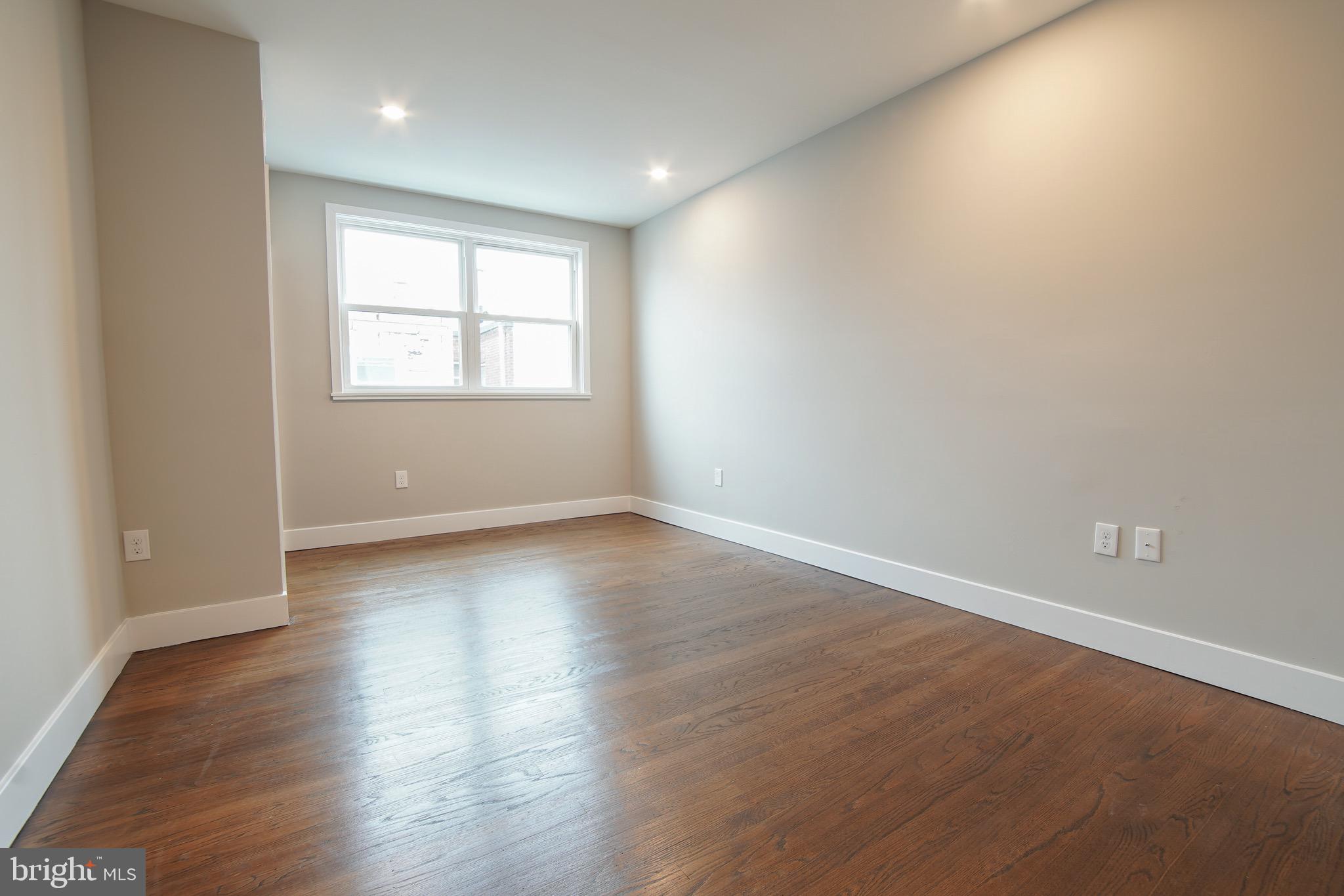 PHILADELPHIA (SOUTH) - Residential
