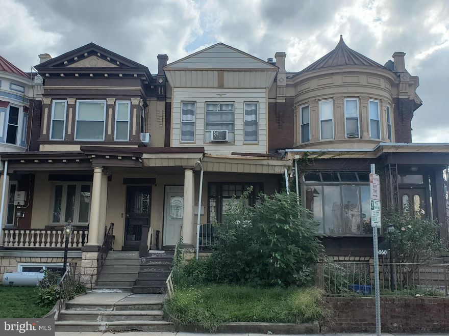 Large 4 bedroom row in Cobbs Creek neighborhood of West Philadelphia. Needs work. Conventional and cash offers only.