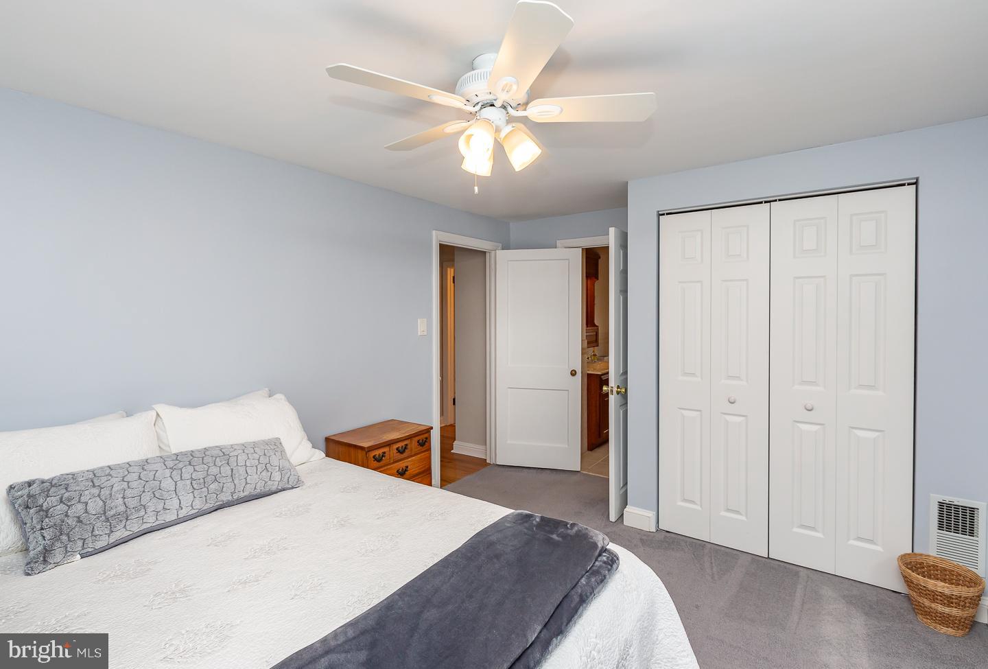 PADDOCK FARMS - Residential