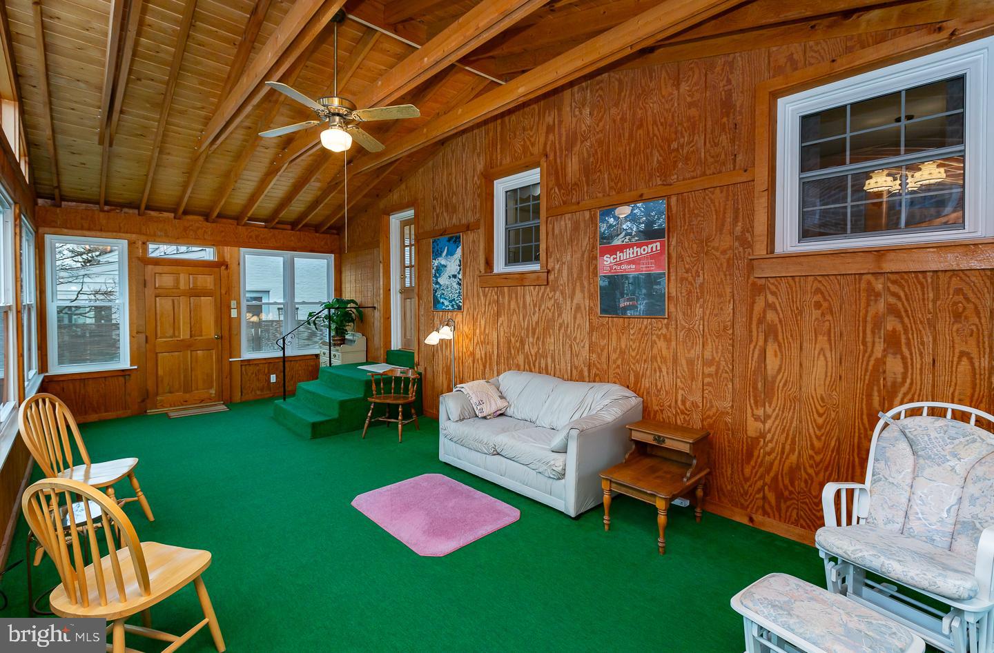 PADDOCK FARMS - Residential