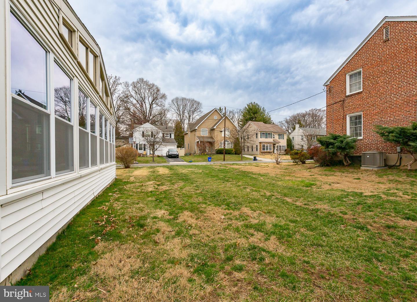 PADDOCK FARMS - Residential