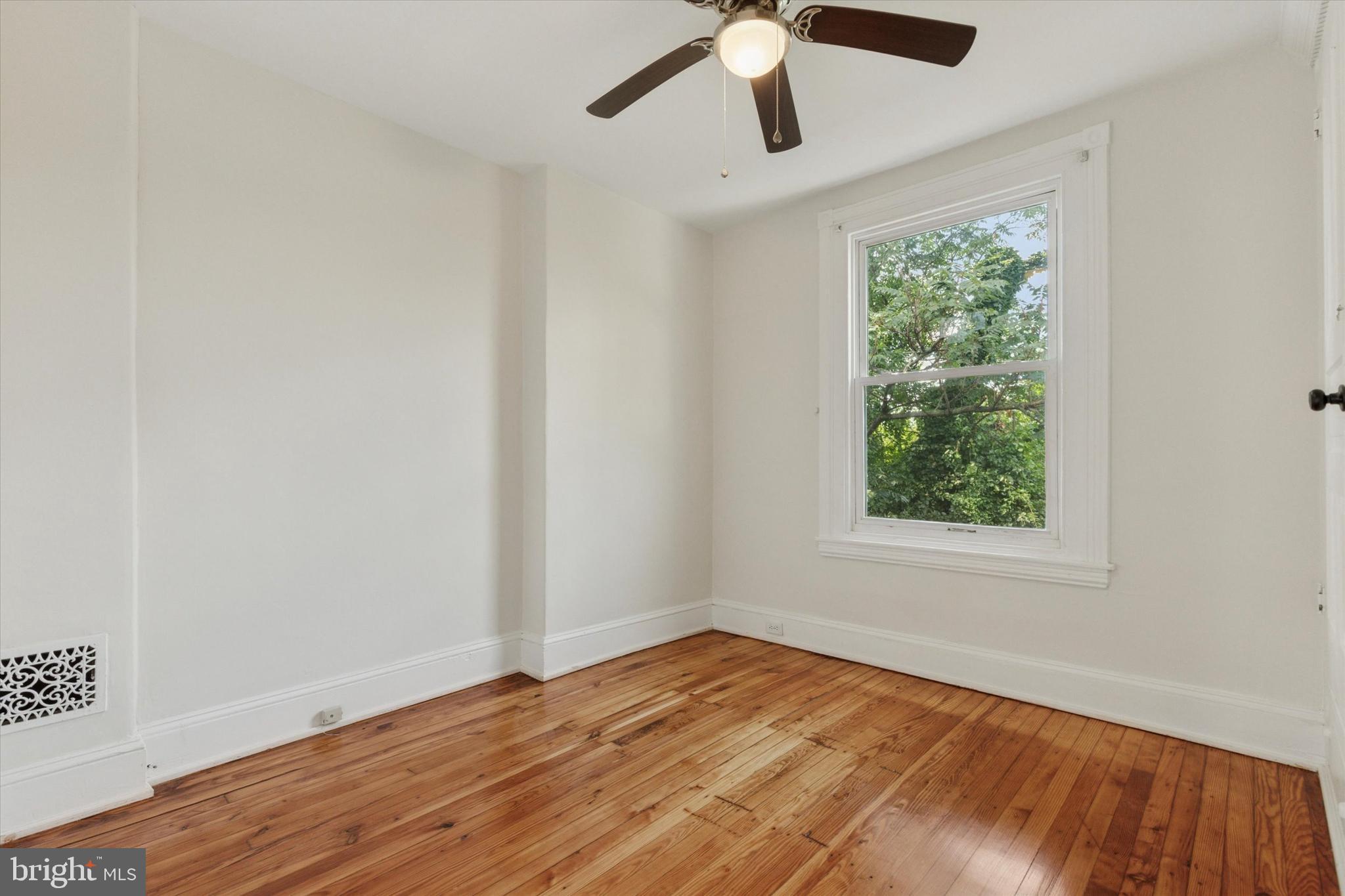 MANAYUNK - Residential