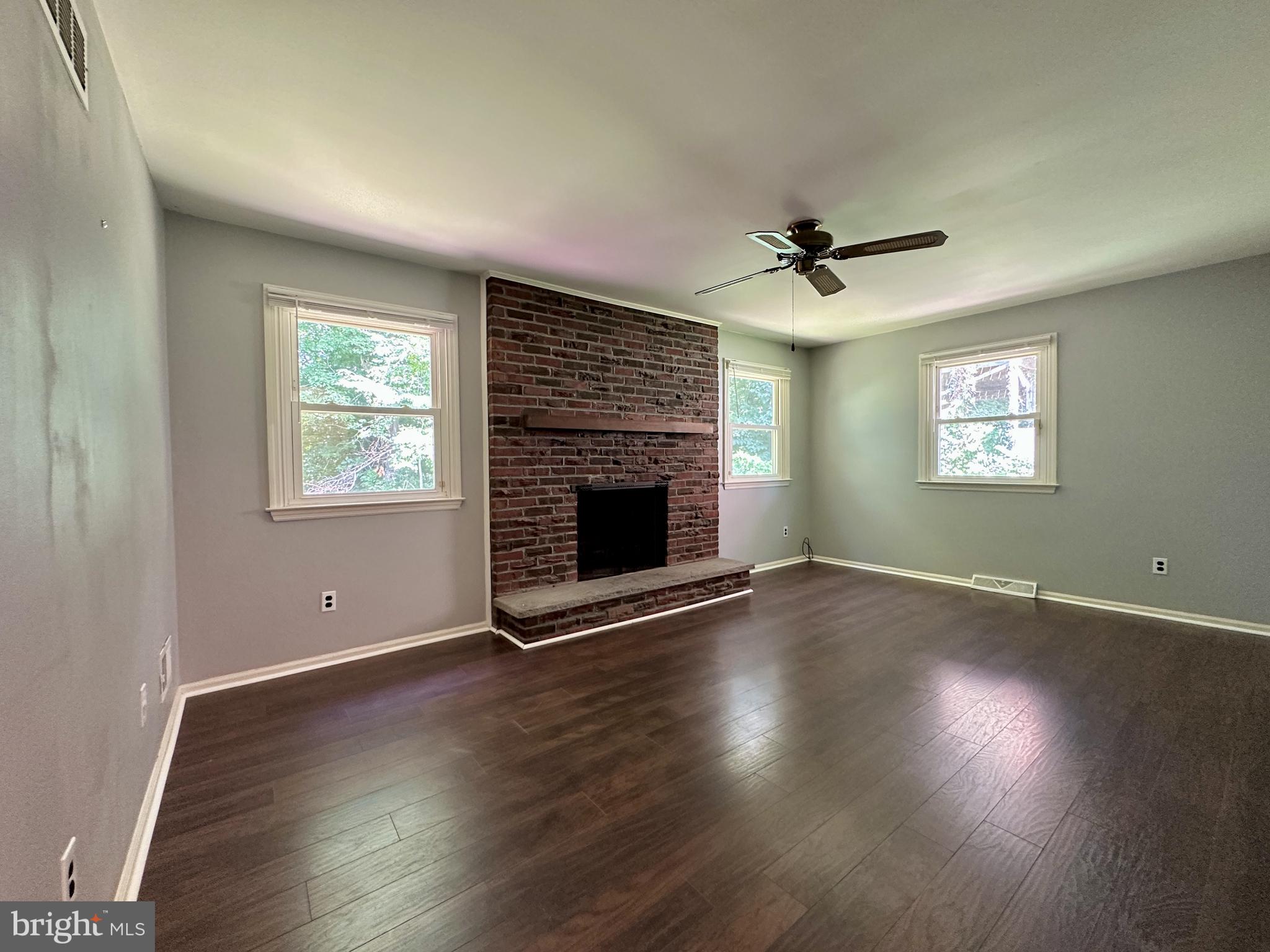 1115 ARUNDEL DRIVE