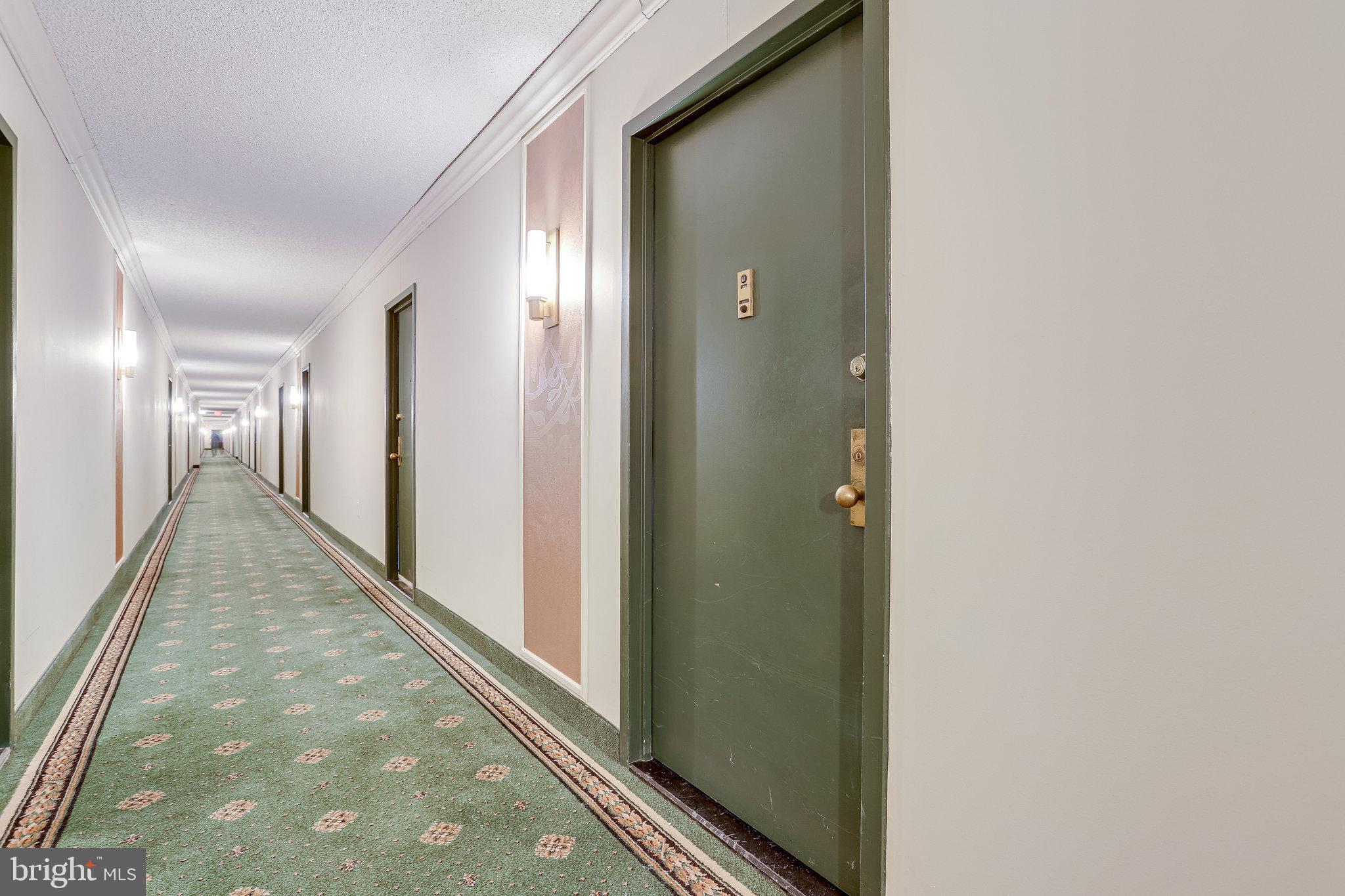 SKYLINE PLAZA - Residential