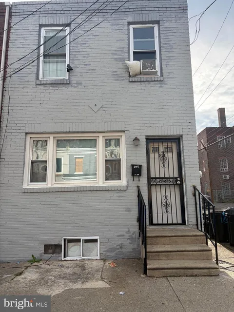 911 S 8th Street, Camden, NJ 08103 - #: NJCD2115542