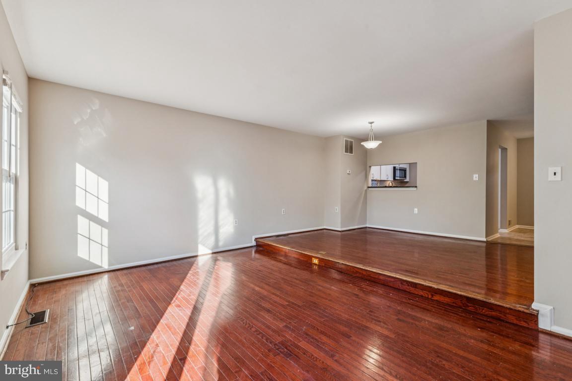 BULL RUN - Residential