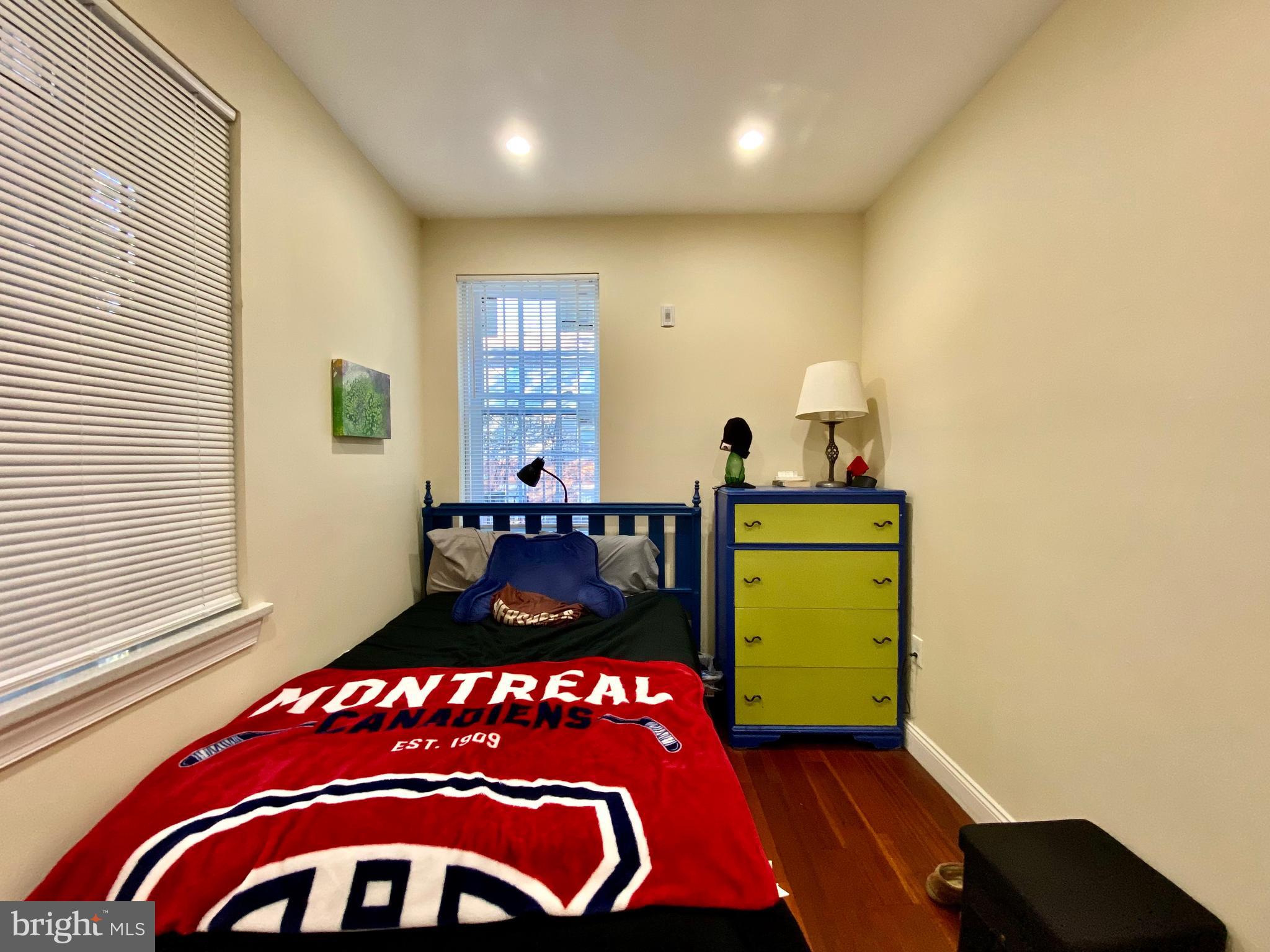 TEMPLE UNIVERSITY - Residential Lease