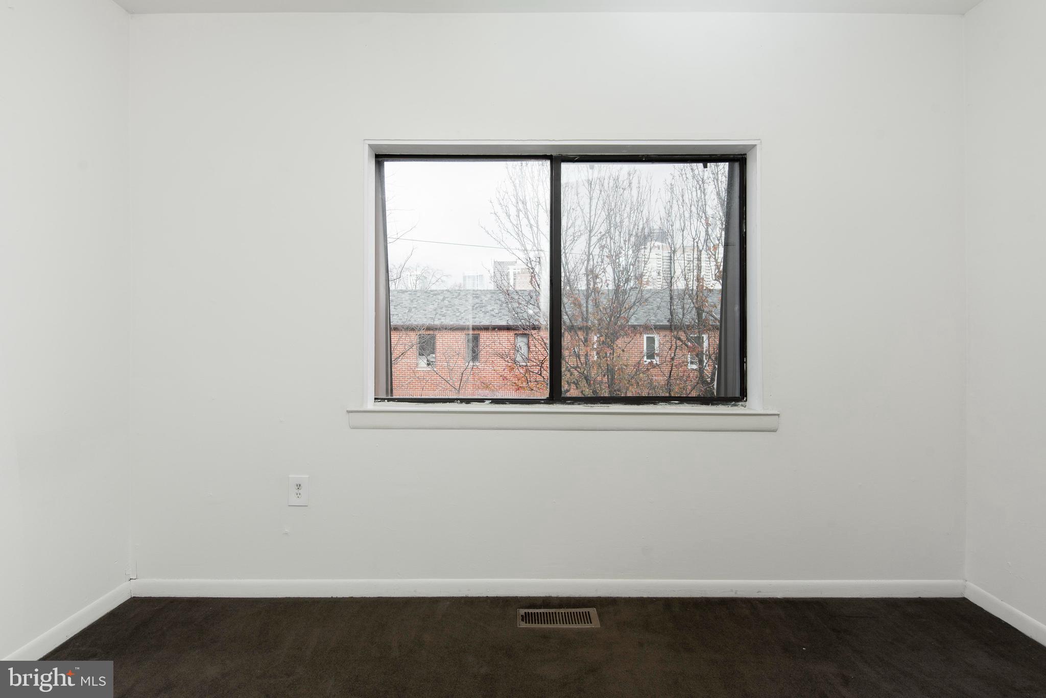 GRADUATE HOSPITAL - Residential Lease