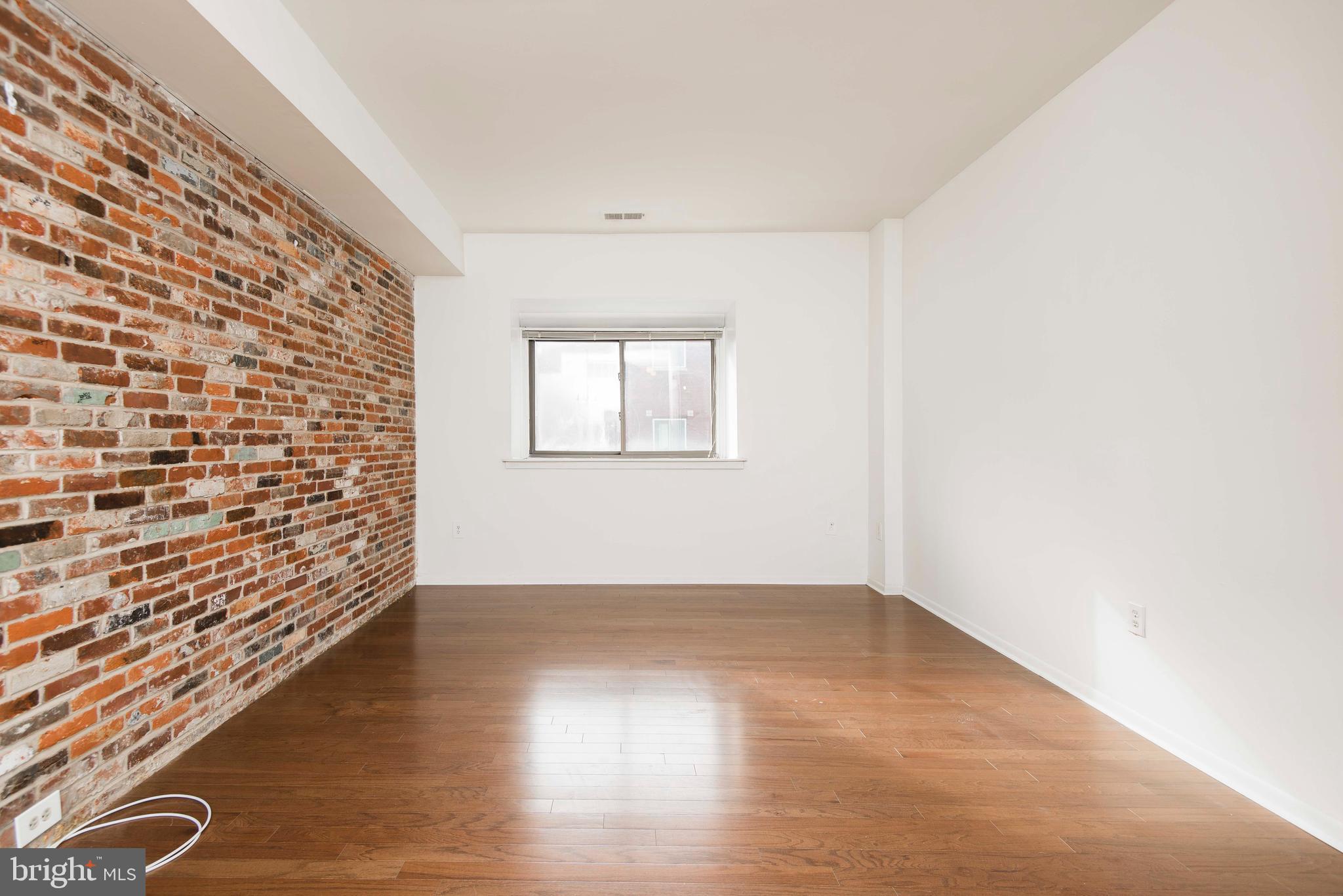 GRADUATE HOSPITAL - Residential Lease