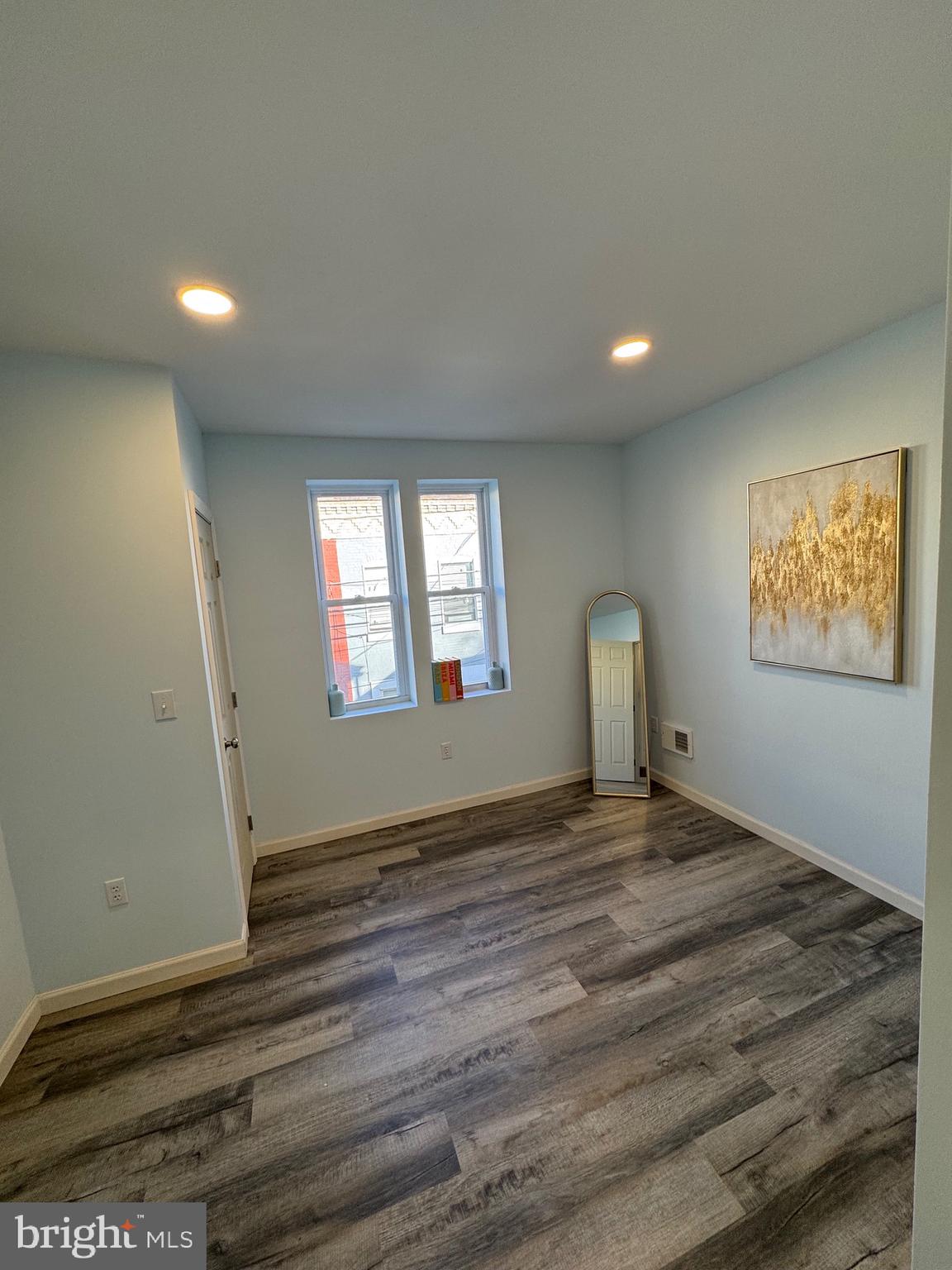 HARRISBURG CITY - Residential