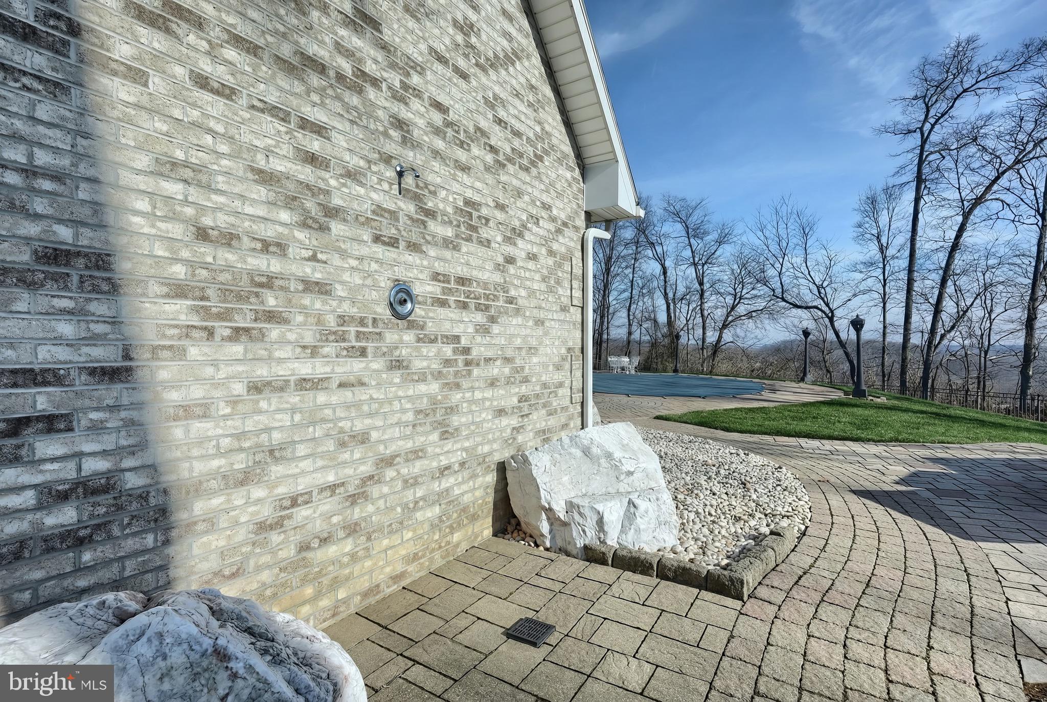 NORTH CODORUS TWP - Residential