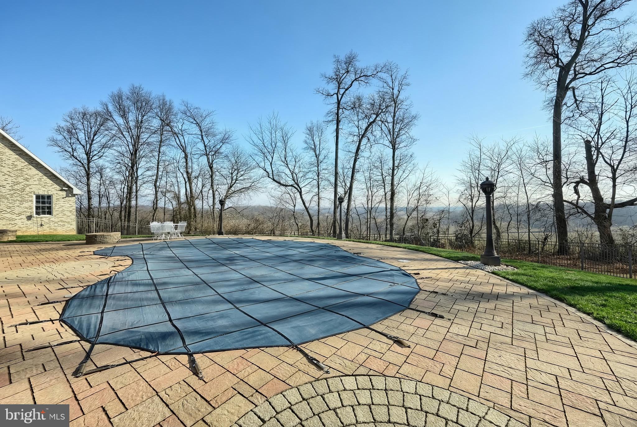 NORTH CODORUS TWP - Residential