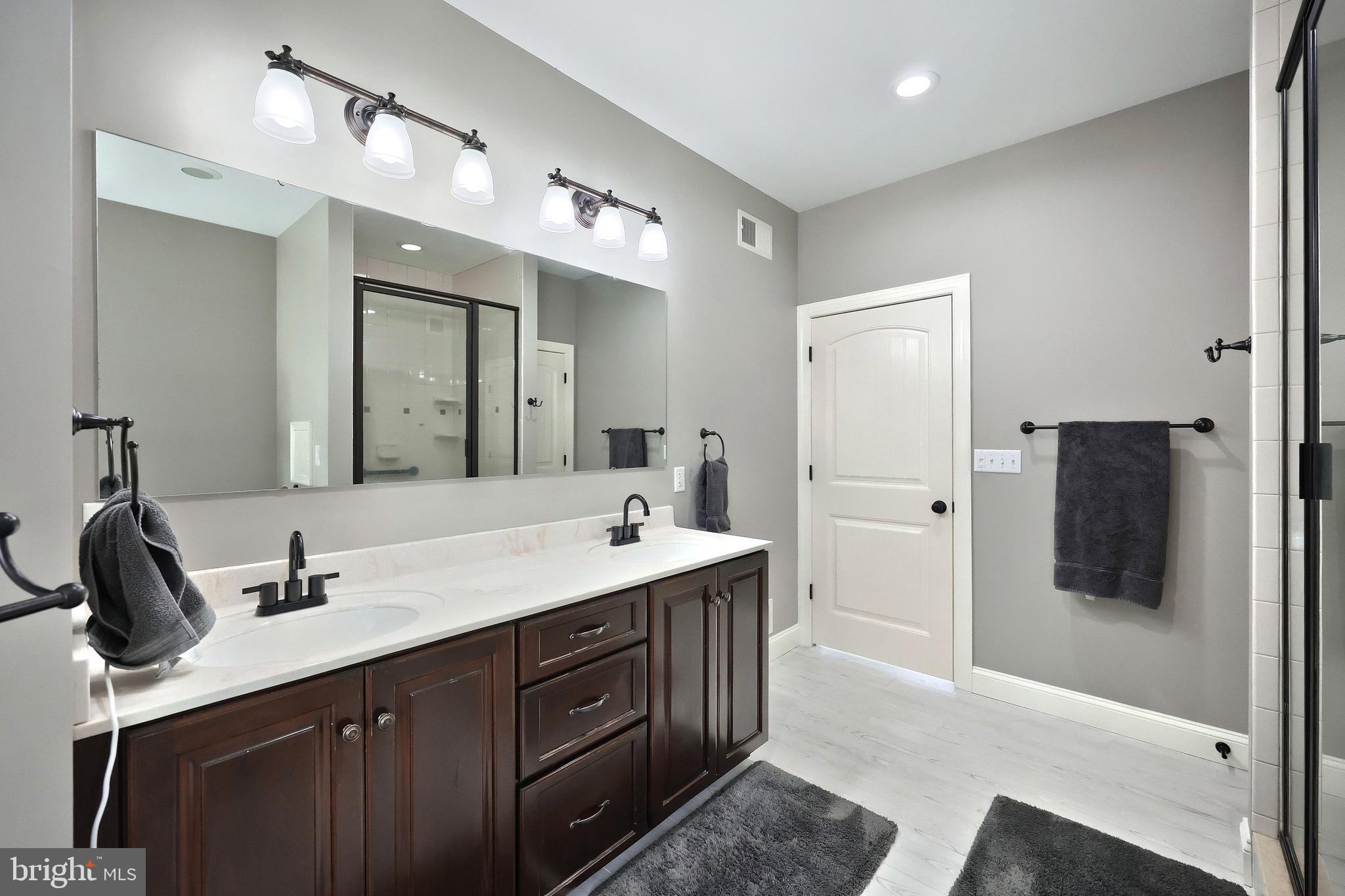 NORTH CODORUS TWP - Residential