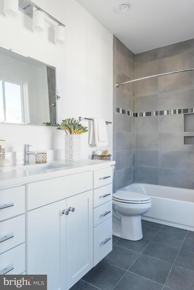 OLD TOWN - Residential